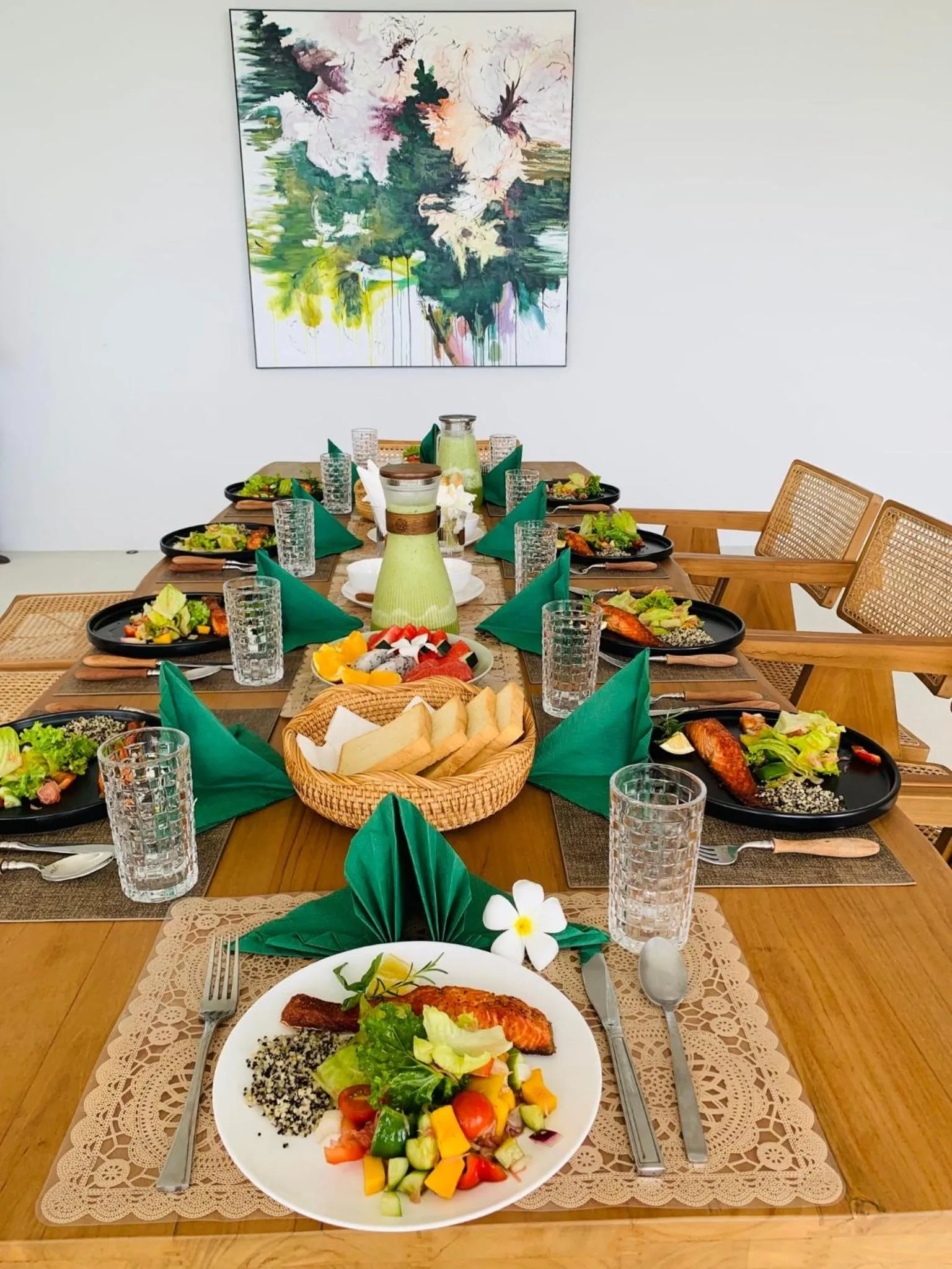 Food and drinks in Anzhu Seamate Villa Samui