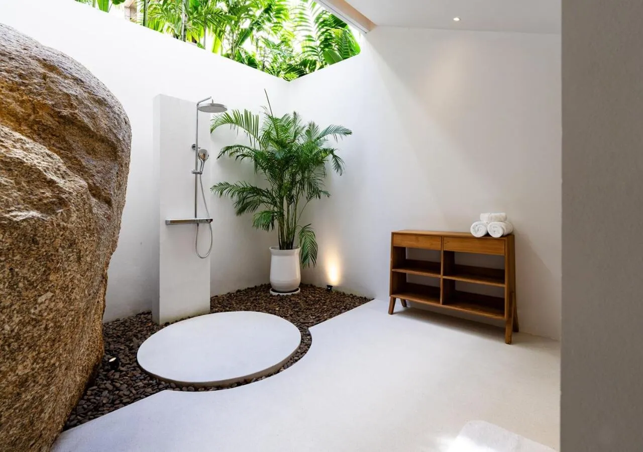 Bathroom in Anzhu Seamate Villa Samui