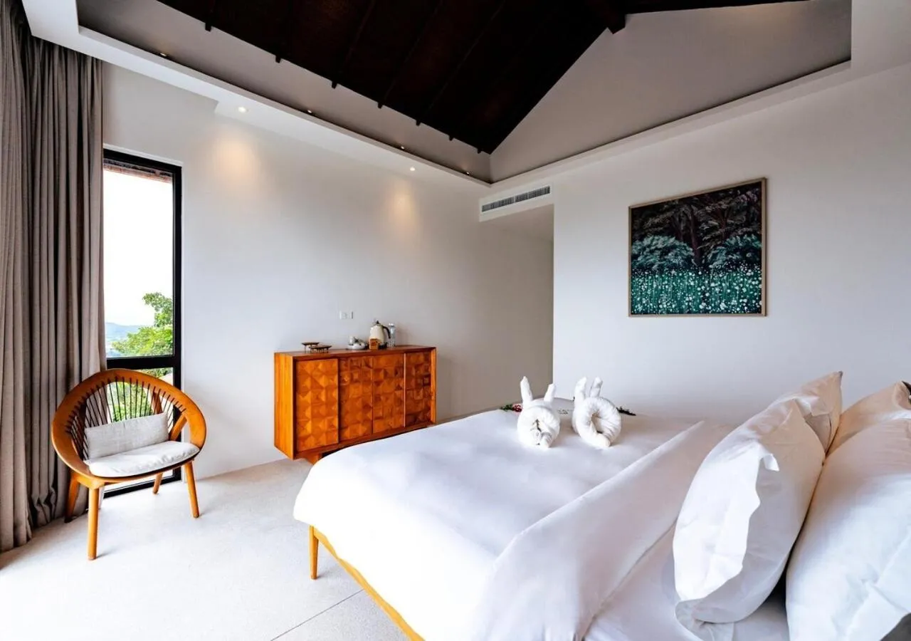 Bed in Anzhu Seamate Villa Samui