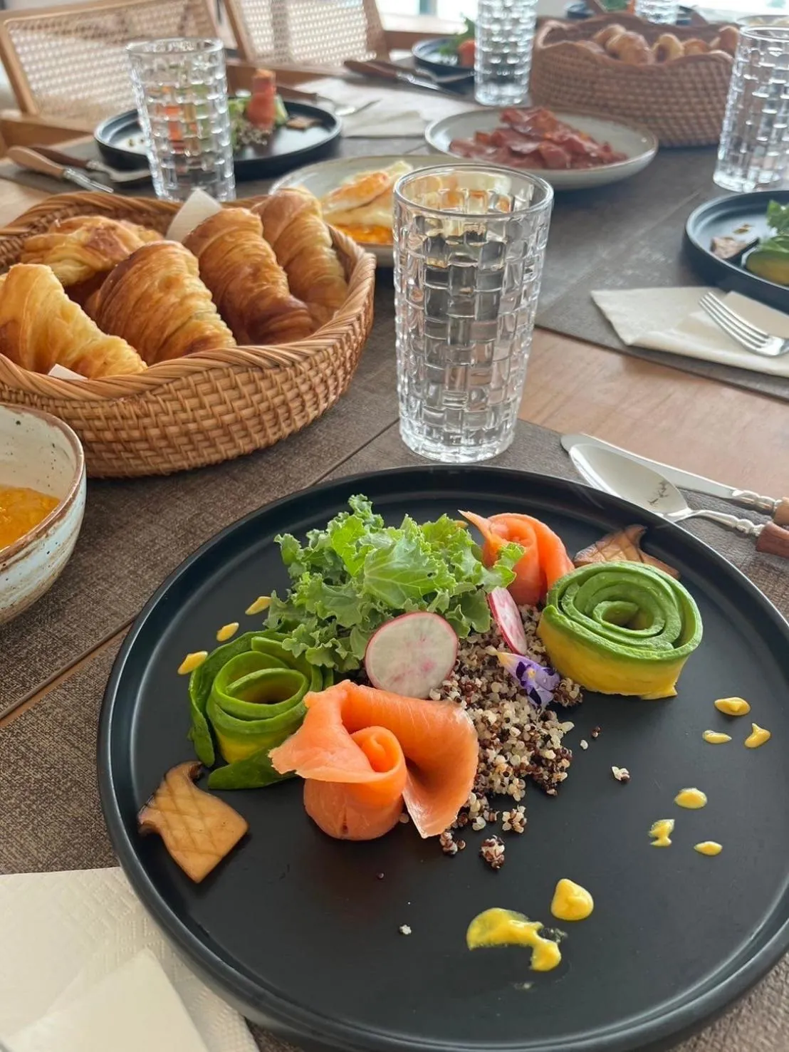 Food and drinks in Anzhu Seamate Villa Samui