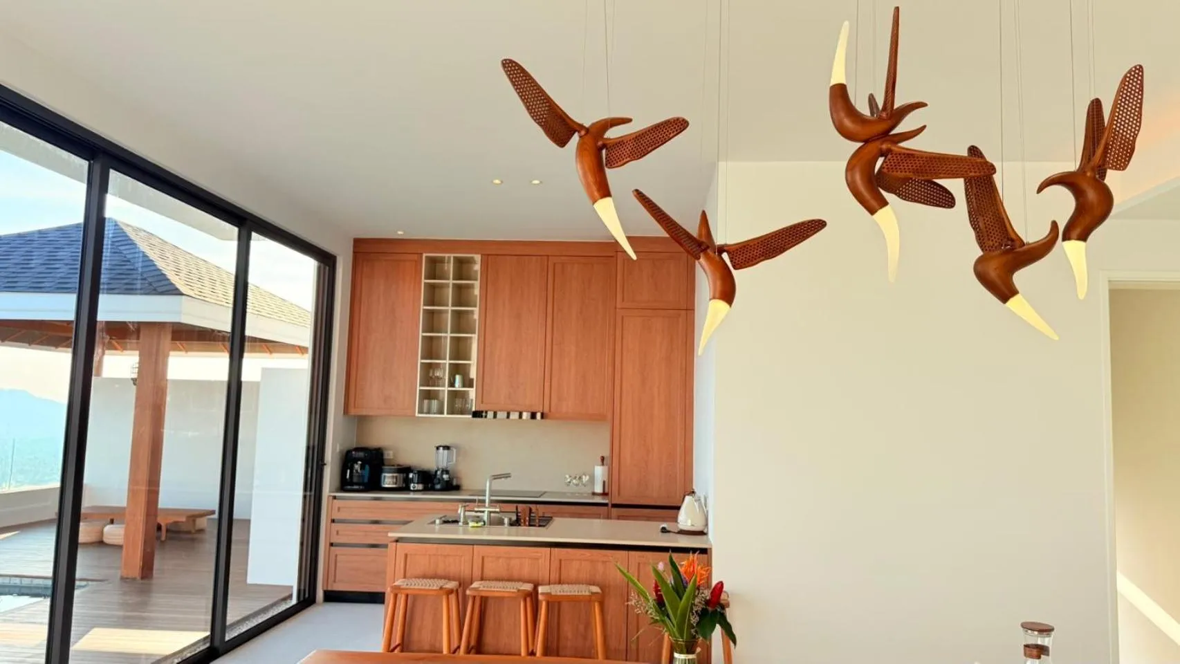 Kitchen or kitchenette in Anzhu Seamate Villa Samui