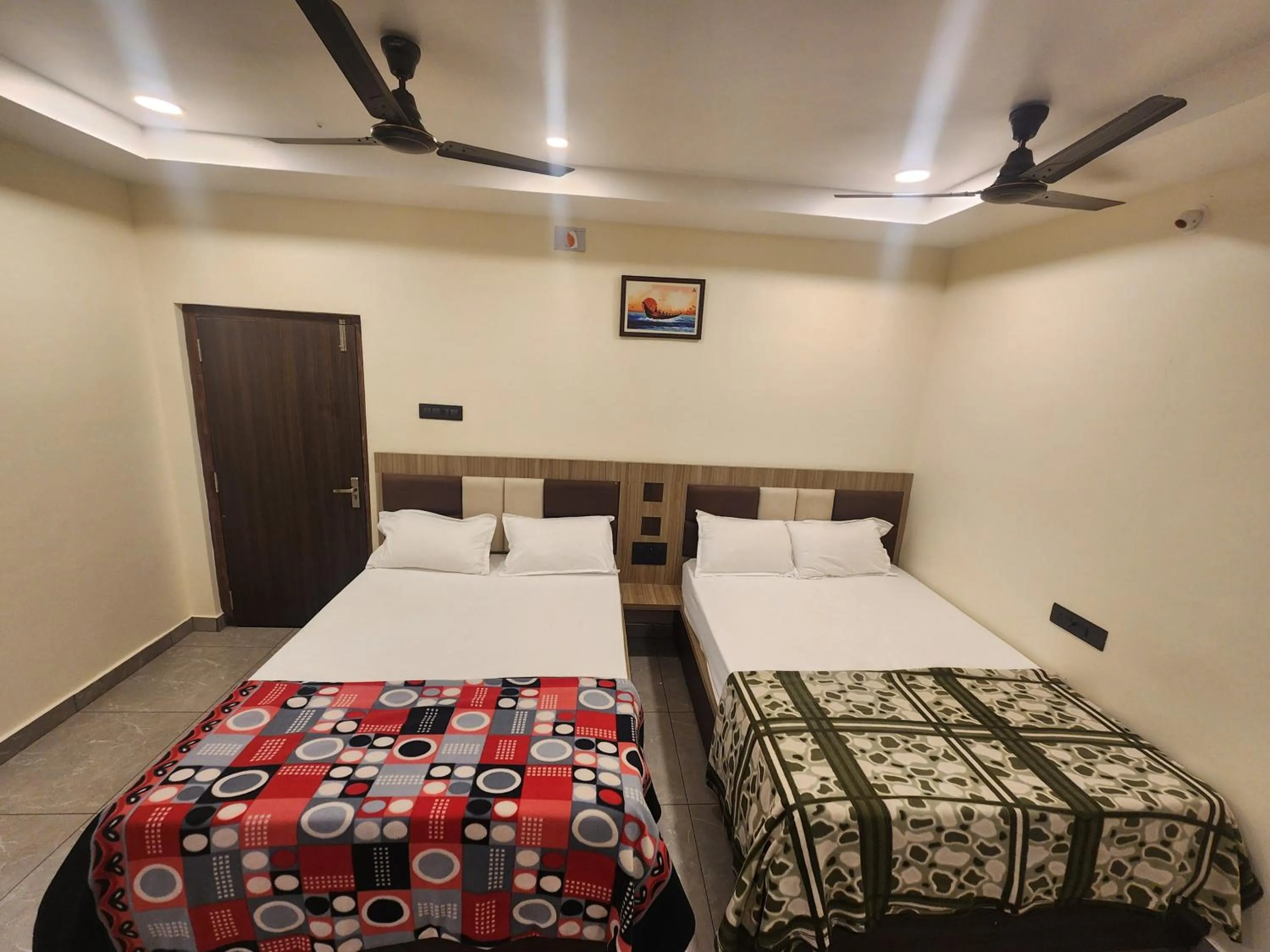 HOTEL ABHISHEK inn