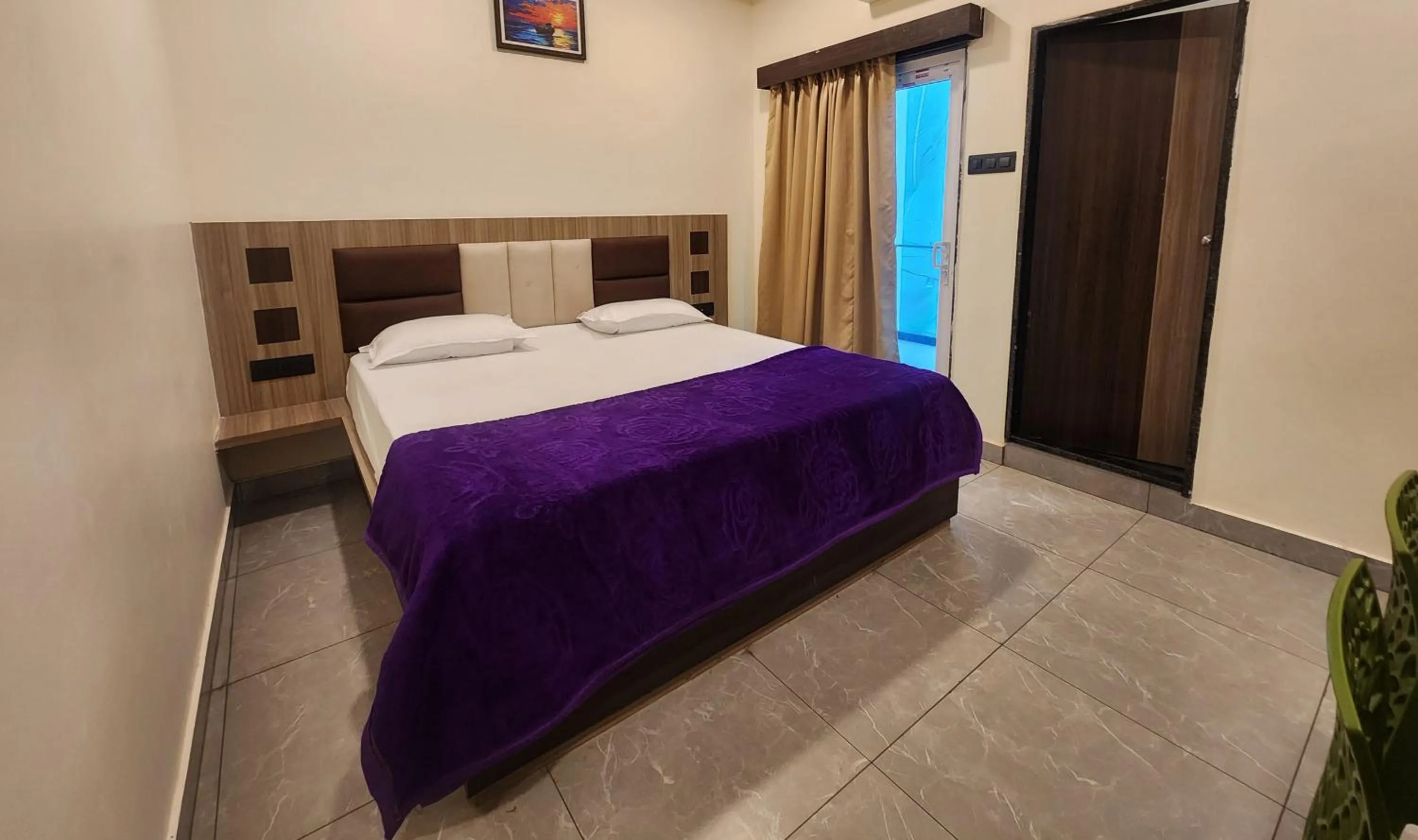 HOTEL ABHISHEK inn