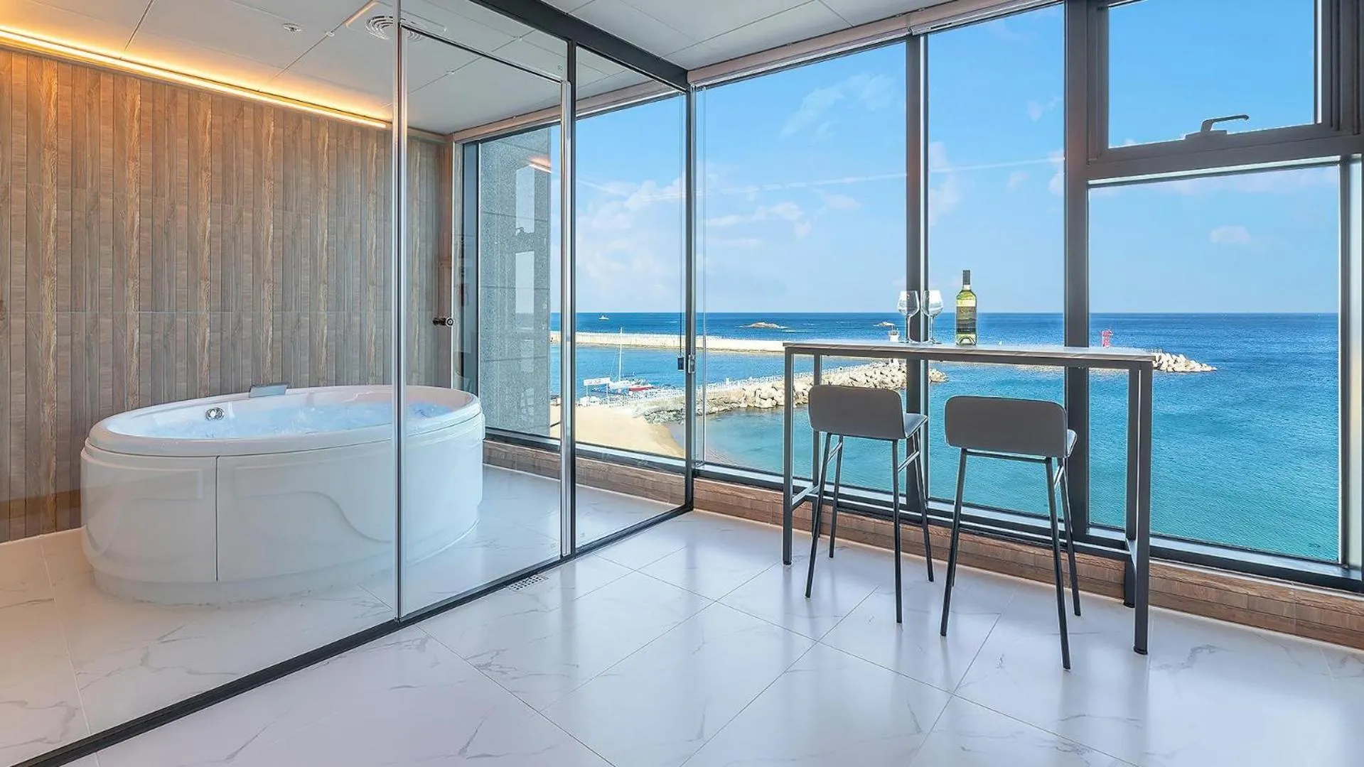 Property building in Sokcho The sharp Pension