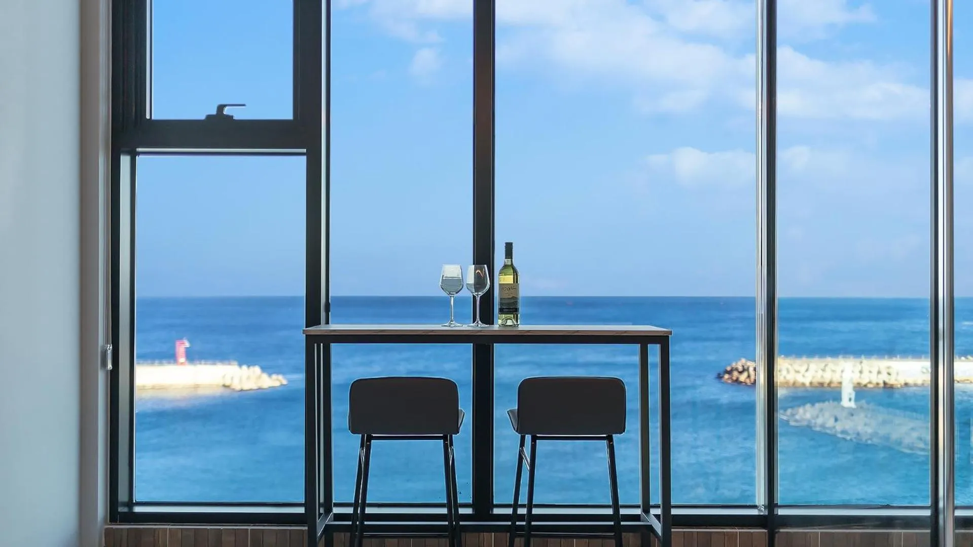 Property building in Sokcho The sharp Pension