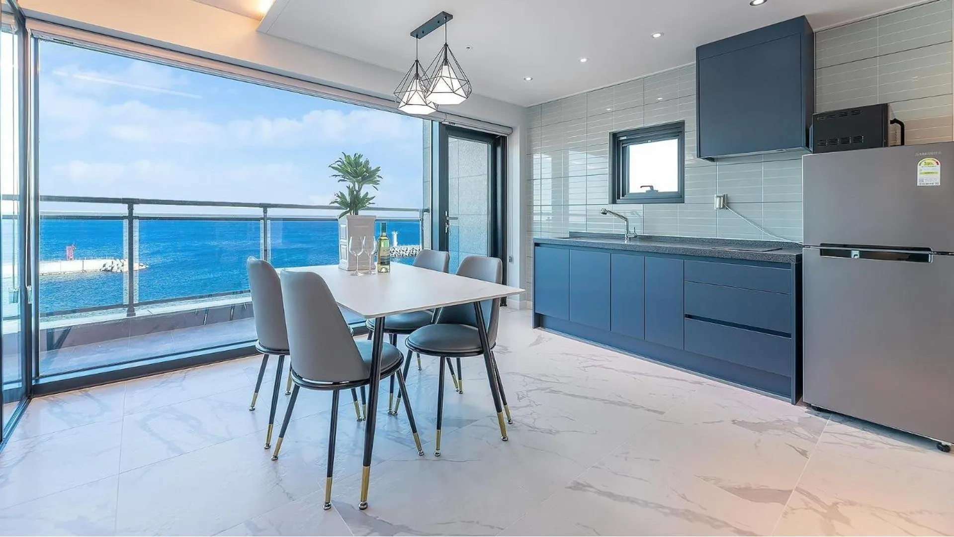 Property building in Sokcho The sharp Pension