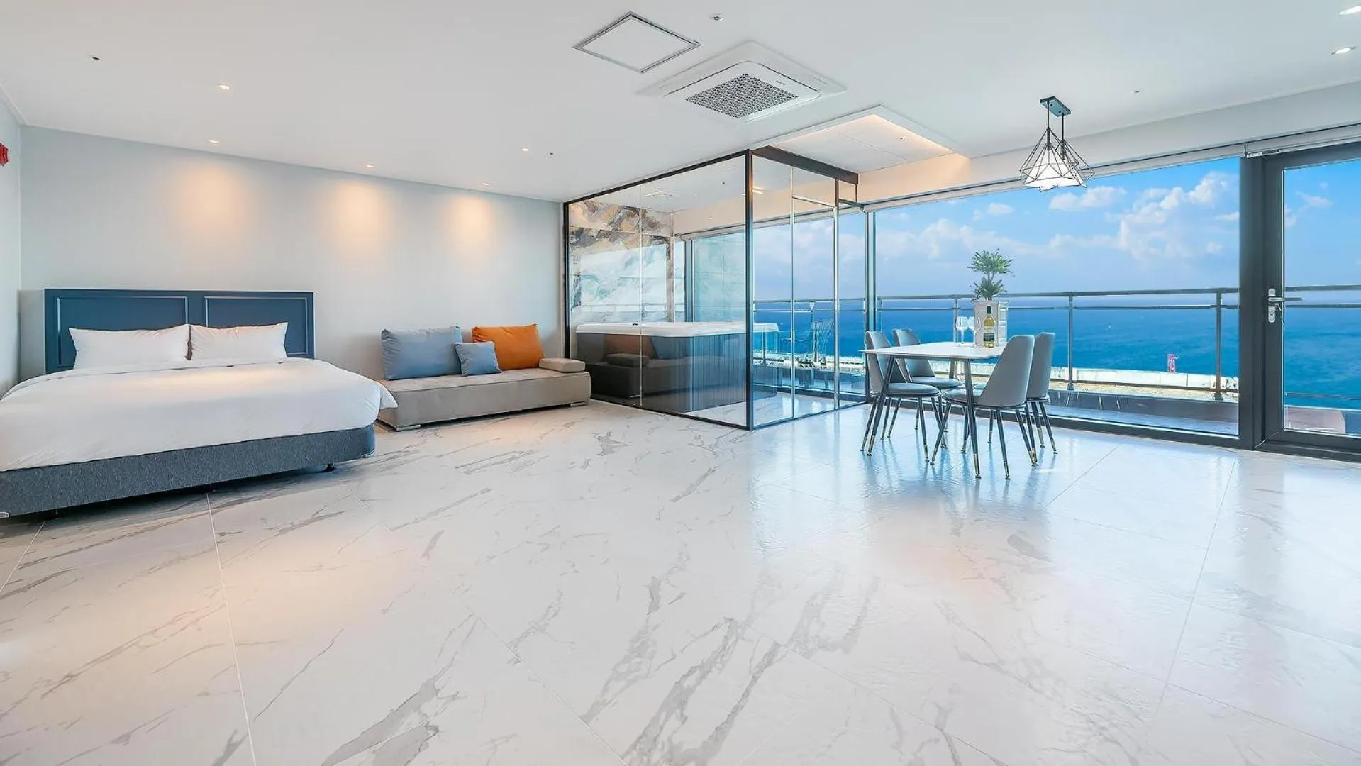 Property building, Bed in Sokcho The sharp Pension