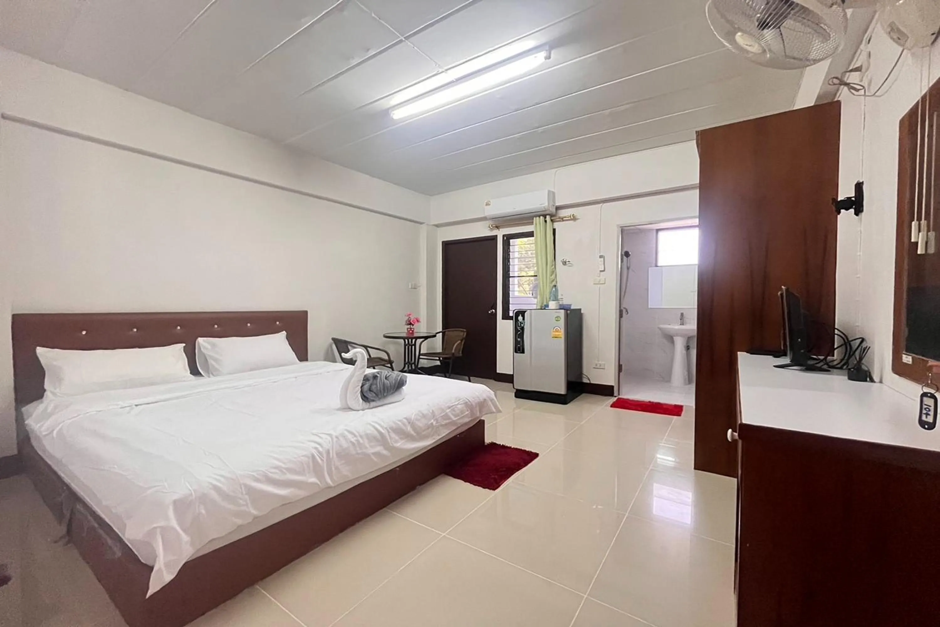 Bed in The First Residence Lamphun