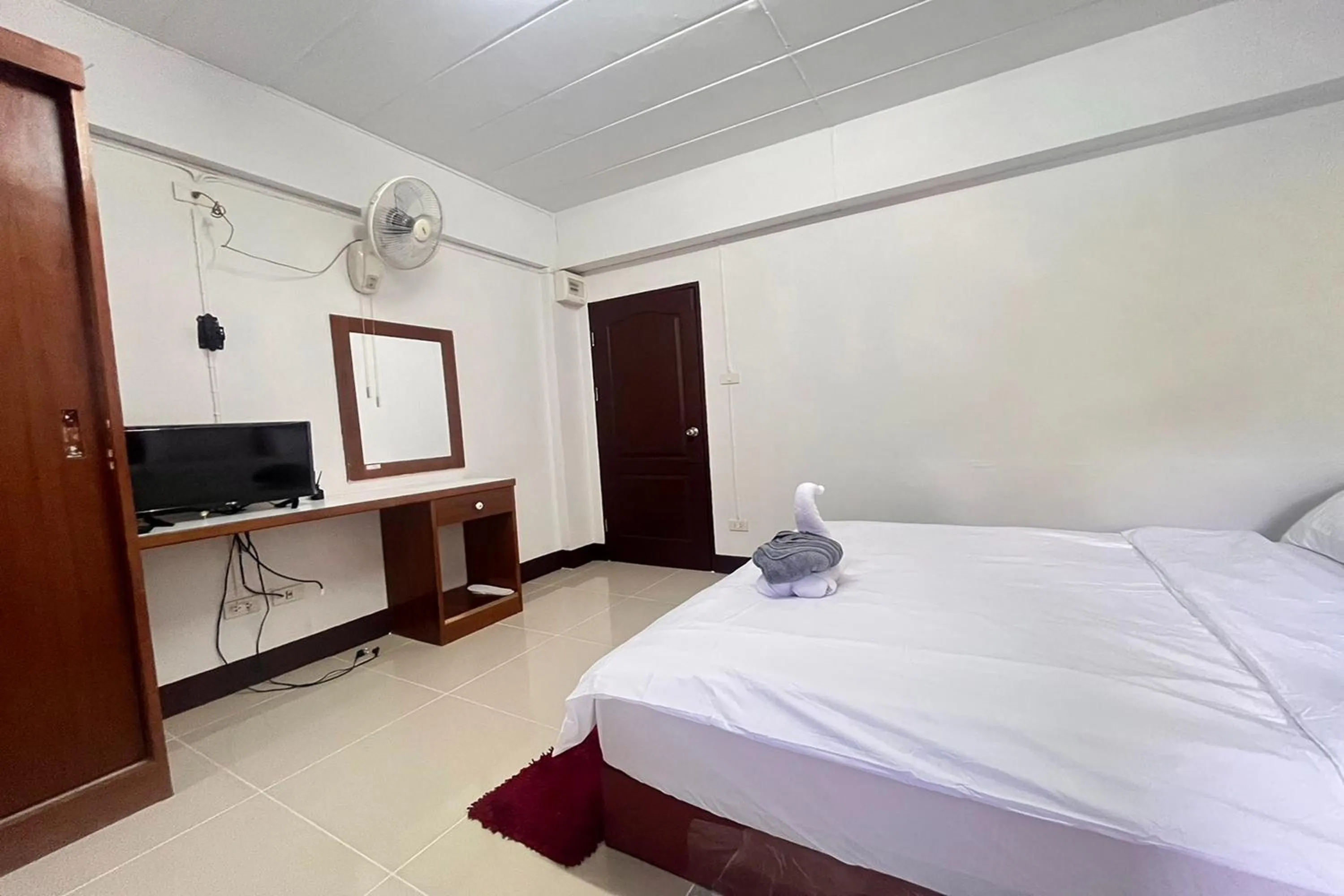 Bed in The First Residence Lamphun