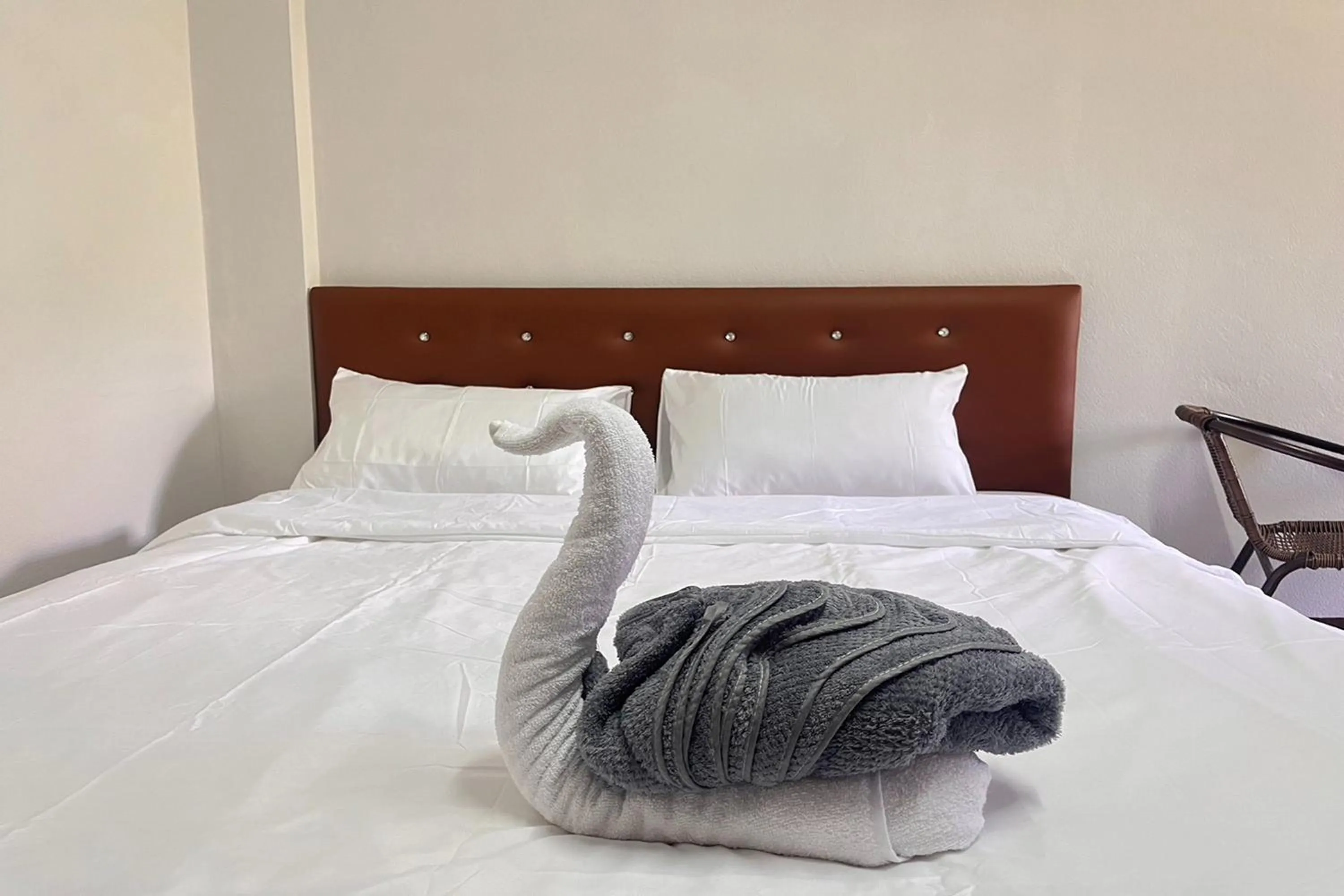 Bed in The First Residence Lamphun