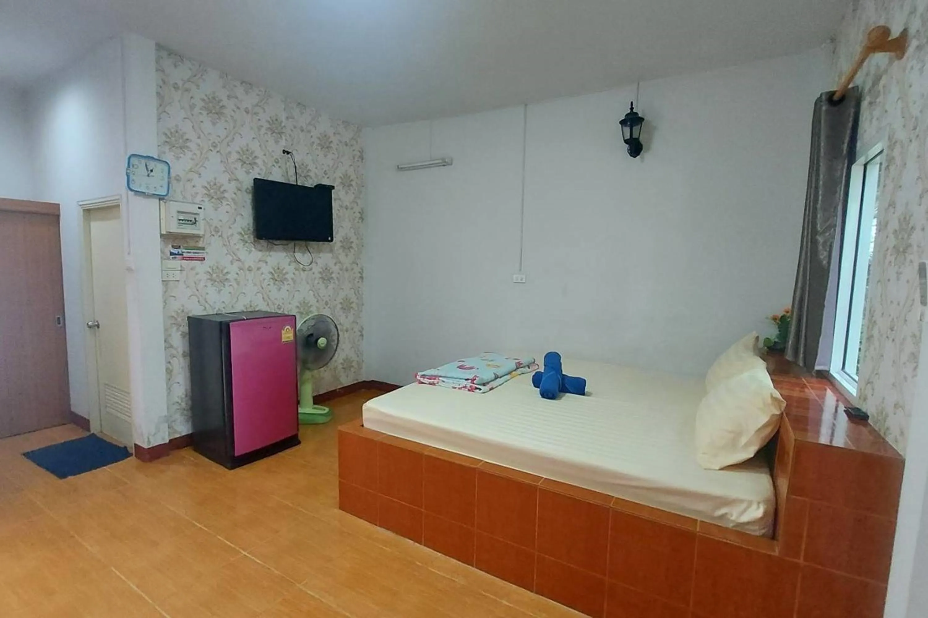 Bed in Rung Rueng Resort