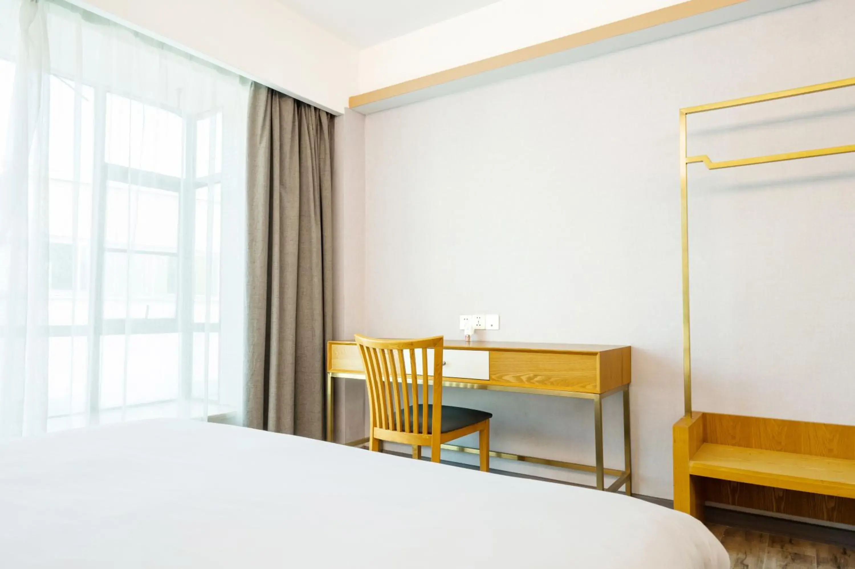 Economy Single Room - single occupancy in Holiday Villa Economy Single Room - single occupancy in Holiday Villa