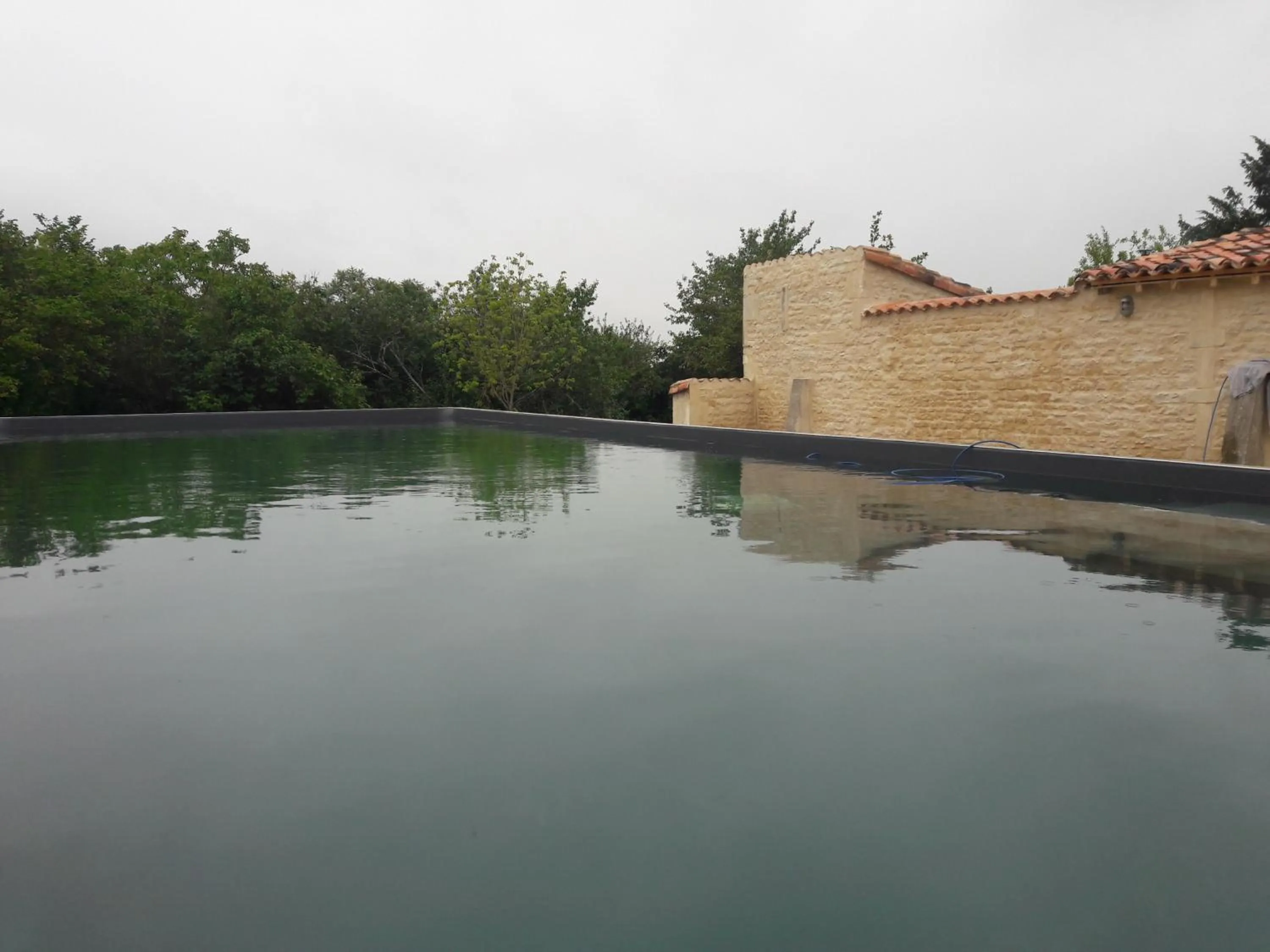 Swimming pool in Le Dojo du Plessis