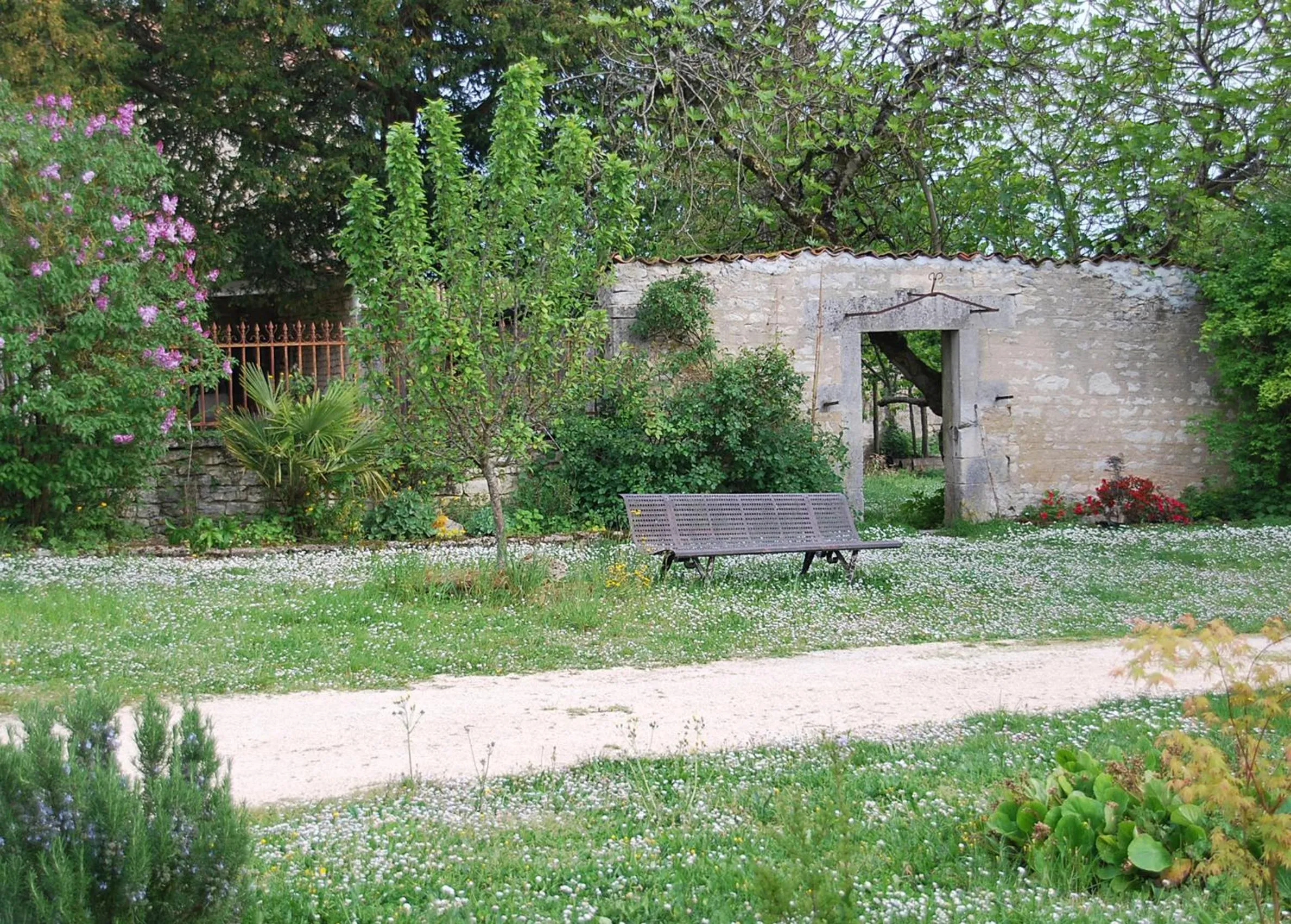 Garden in Le Dojo du Plessis