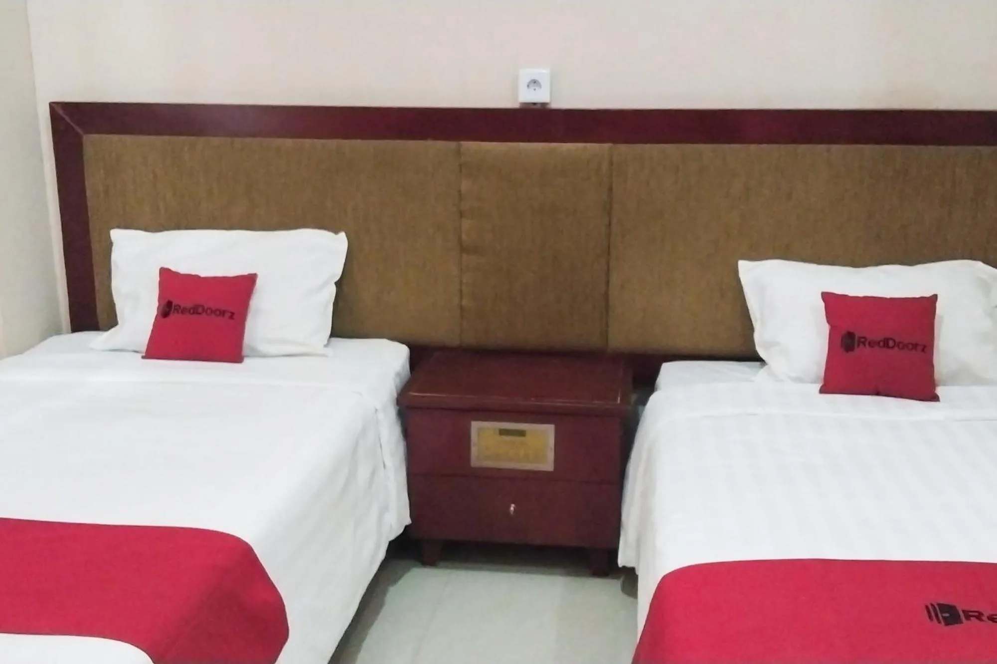 RedDoorz Syariah at Ameria Bandara Nongsa Batam