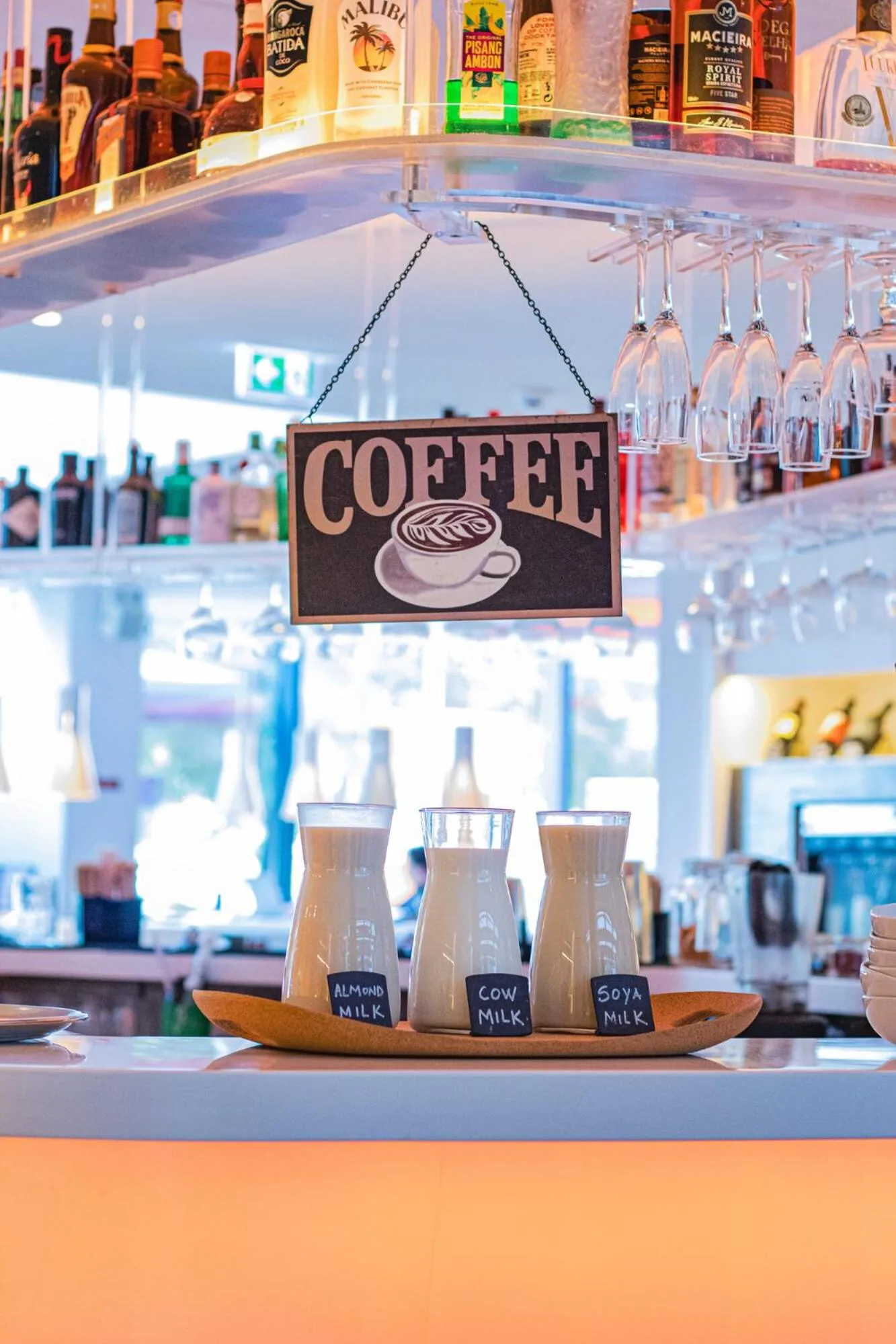 Breakfast in EVOLUTION Lisboa Hotel