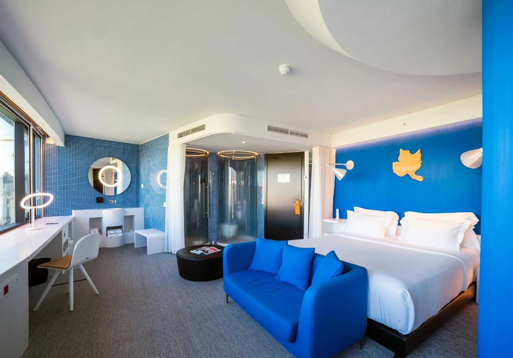 Bedroom, Bed in EVOLUTION Lisboa Hotel Bedroom, Bed in EVOLUTION Lisboa Hotel