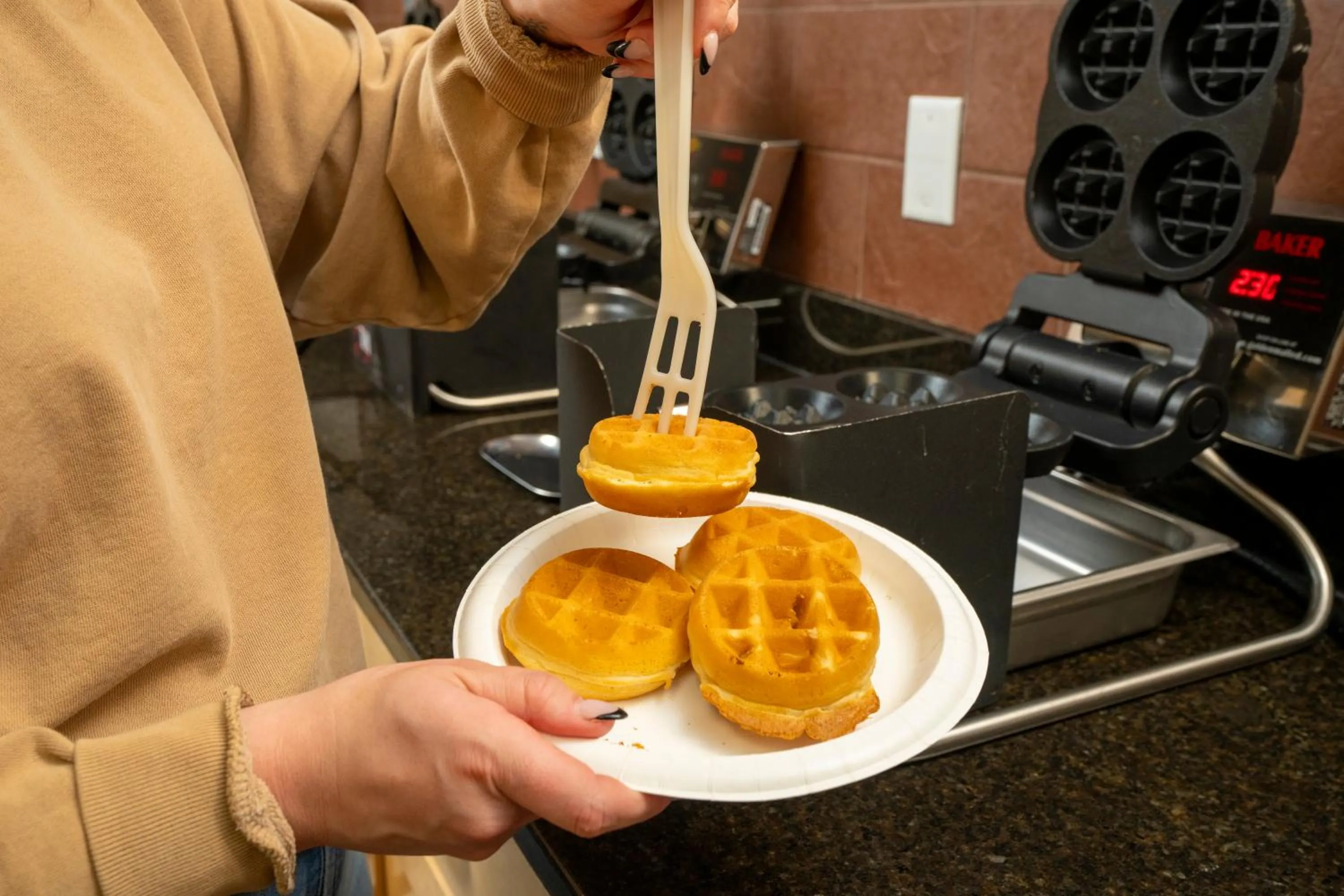 Food and drinks in Park Point Marina Inn