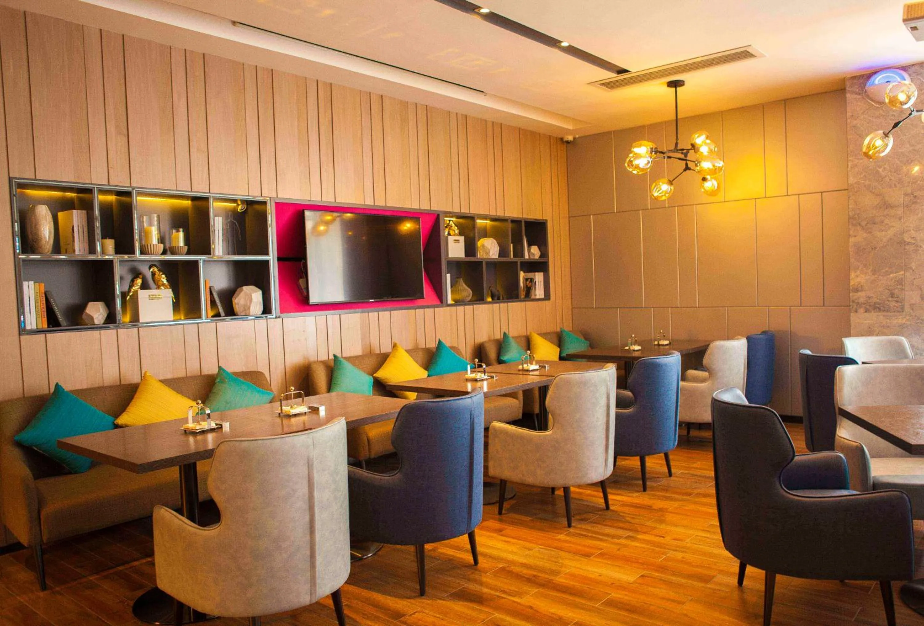 Seating area in Echarm Hotel Dongxing Minzu Road