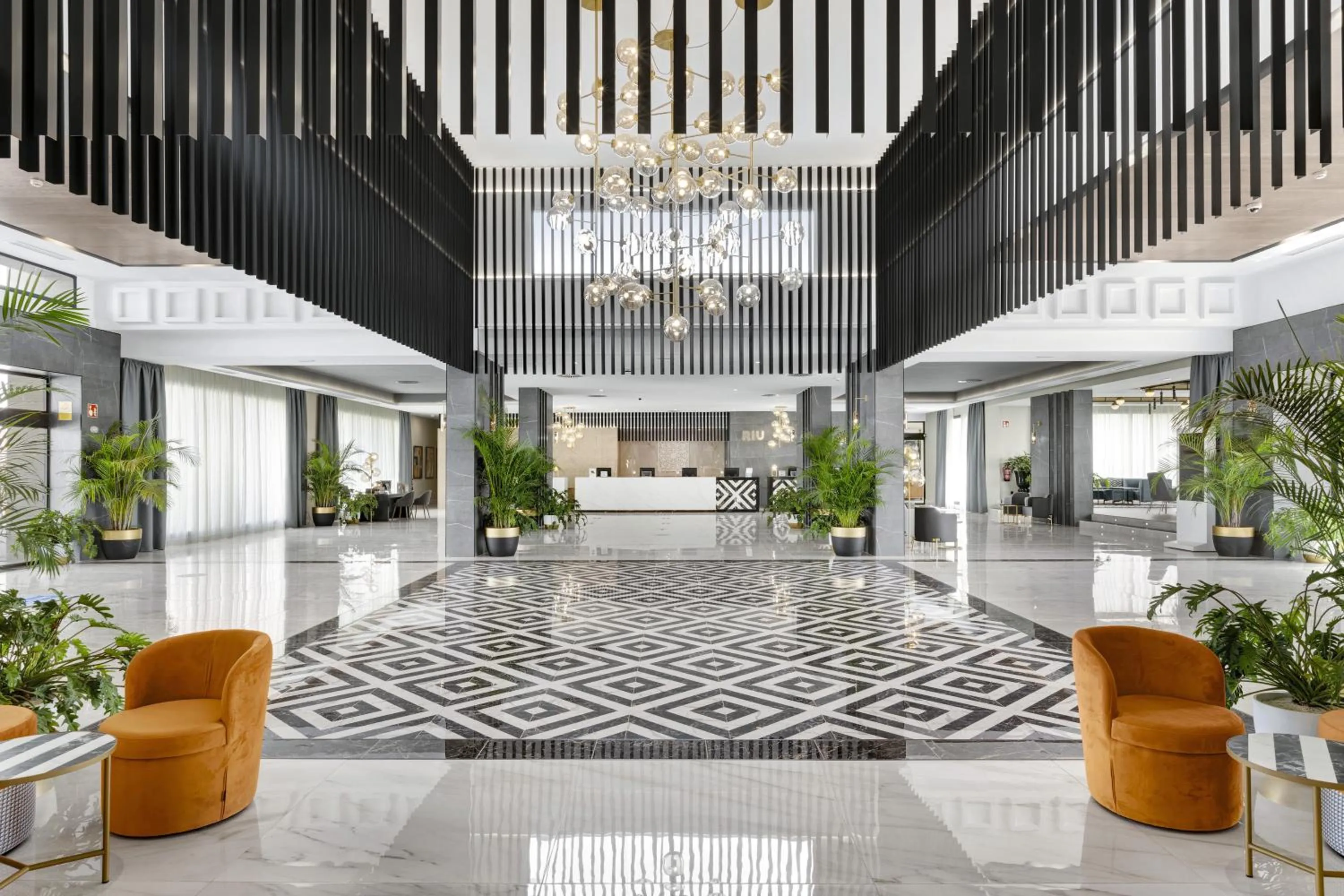 Lobby or reception in Hotel Riu Palace Santa Maria - All Inclusive