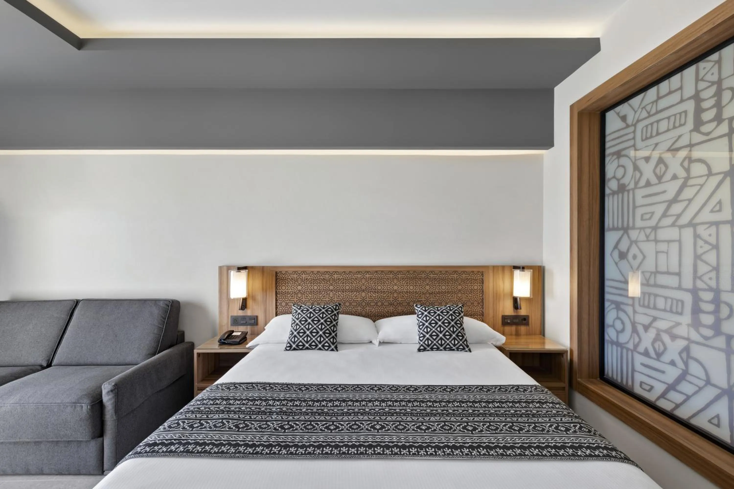 Bed in Hotel Riu Palace Santa Maria - All Inclusive