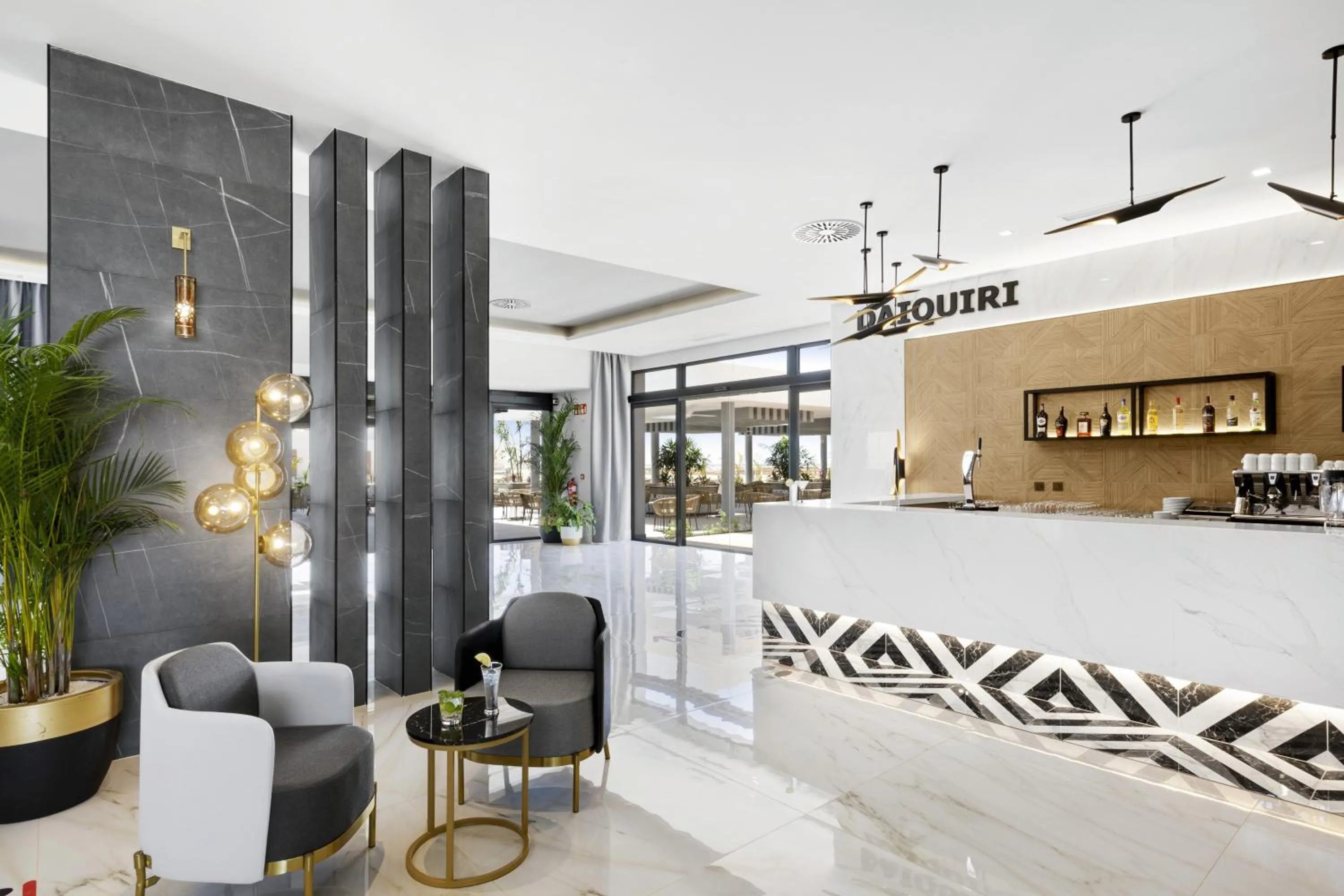 Lounge or bar in Hotel Riu Palace Santa Maria - All Inclusive