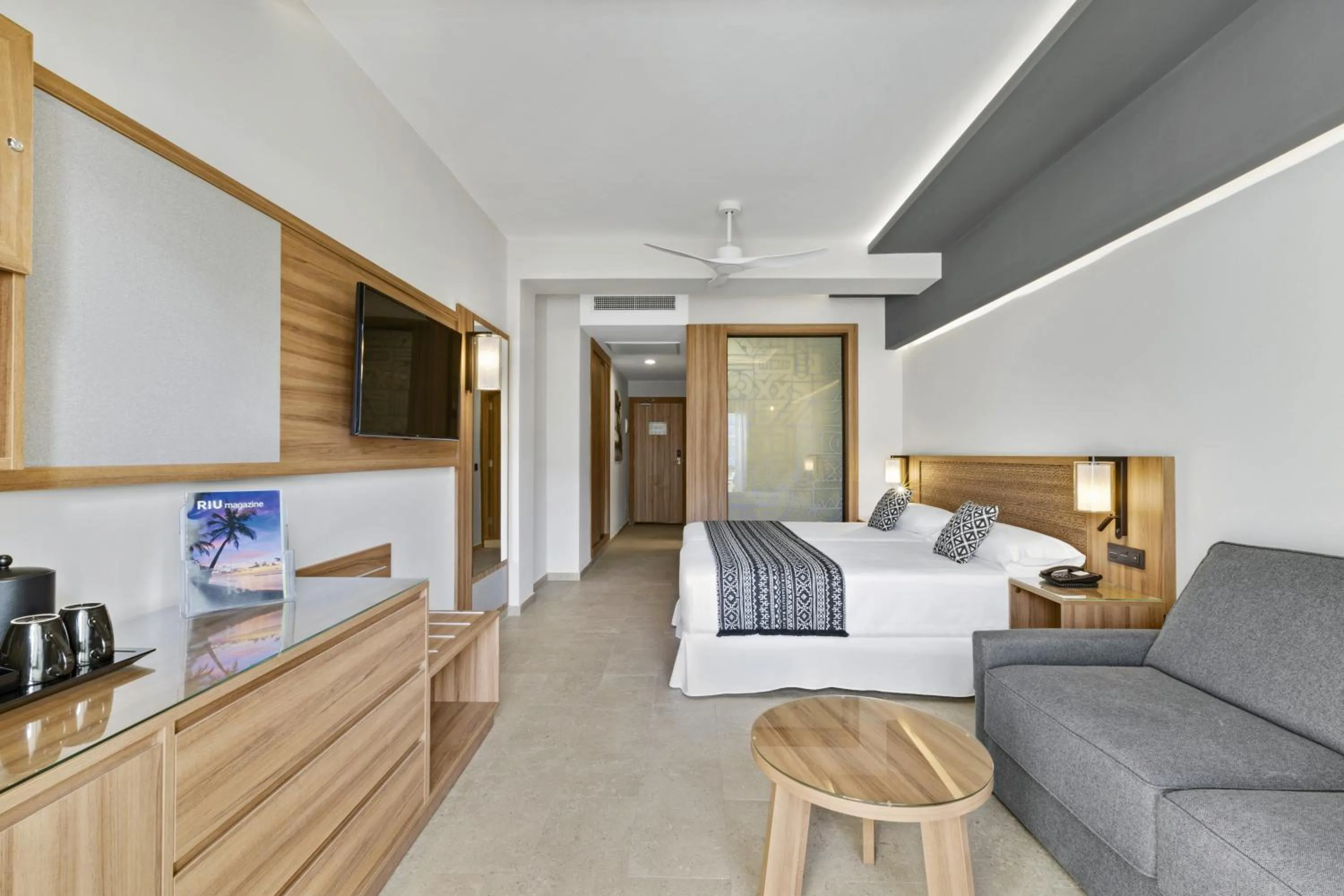 Bed in Hotel Riu Palace Santa Maria - All Inclusive