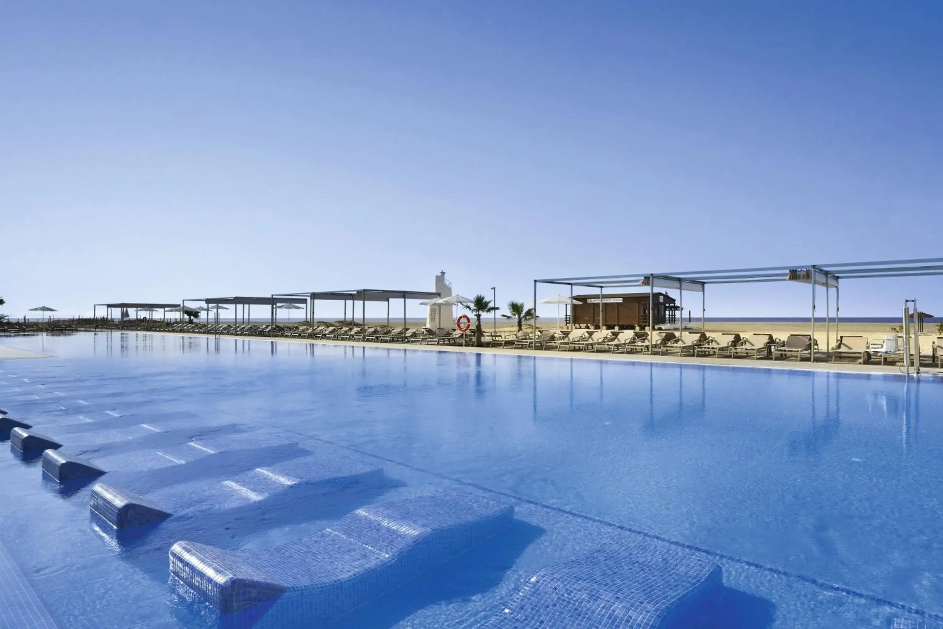 Swimming pool in Hotel Riu Palace Santa Maria - All Inclusive Swimming pool in Hotel Riu Palace Santa Maria - All Inclusive