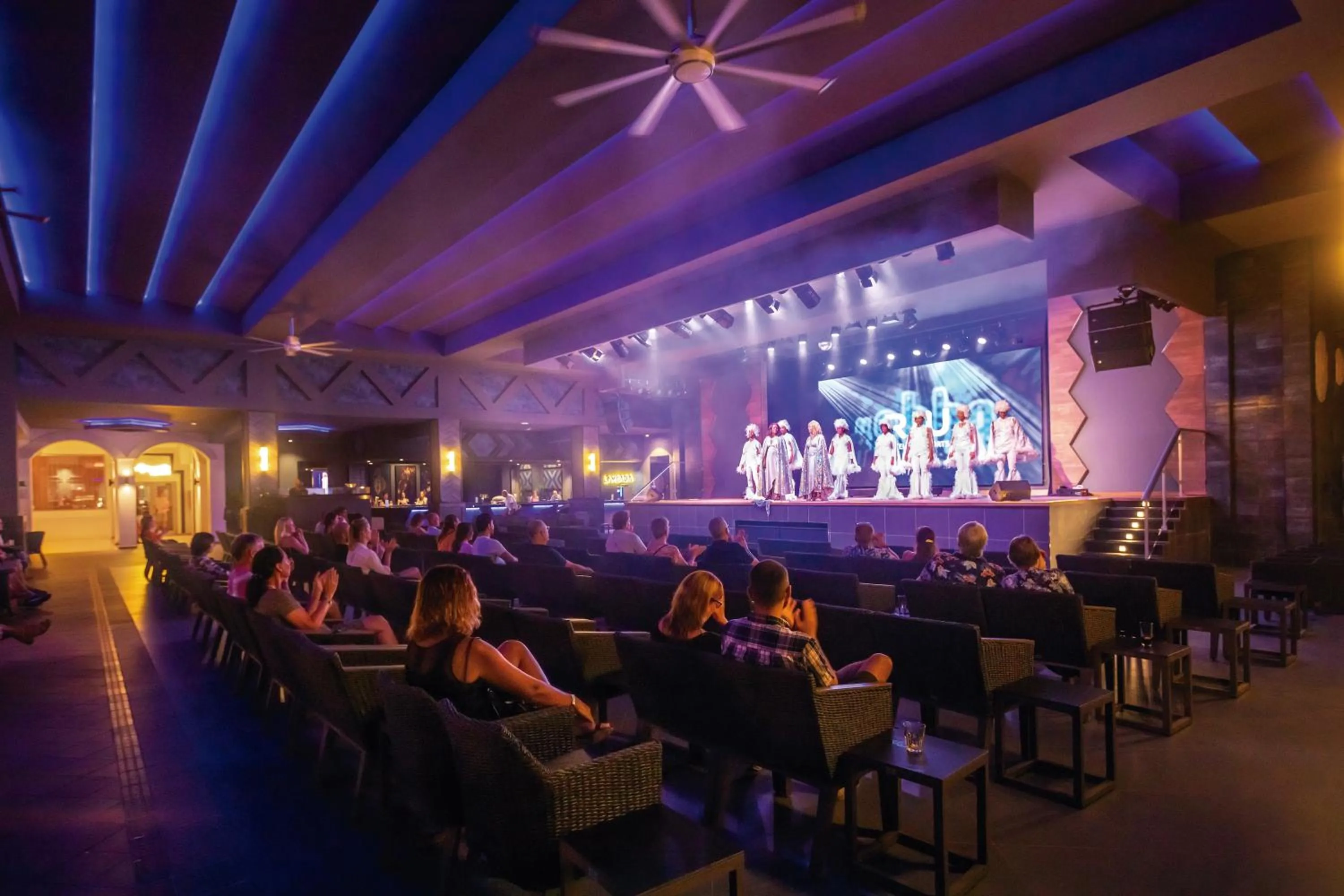 Entertainment in Hotel Riu Karamboa - Adults Only - All Inclusive