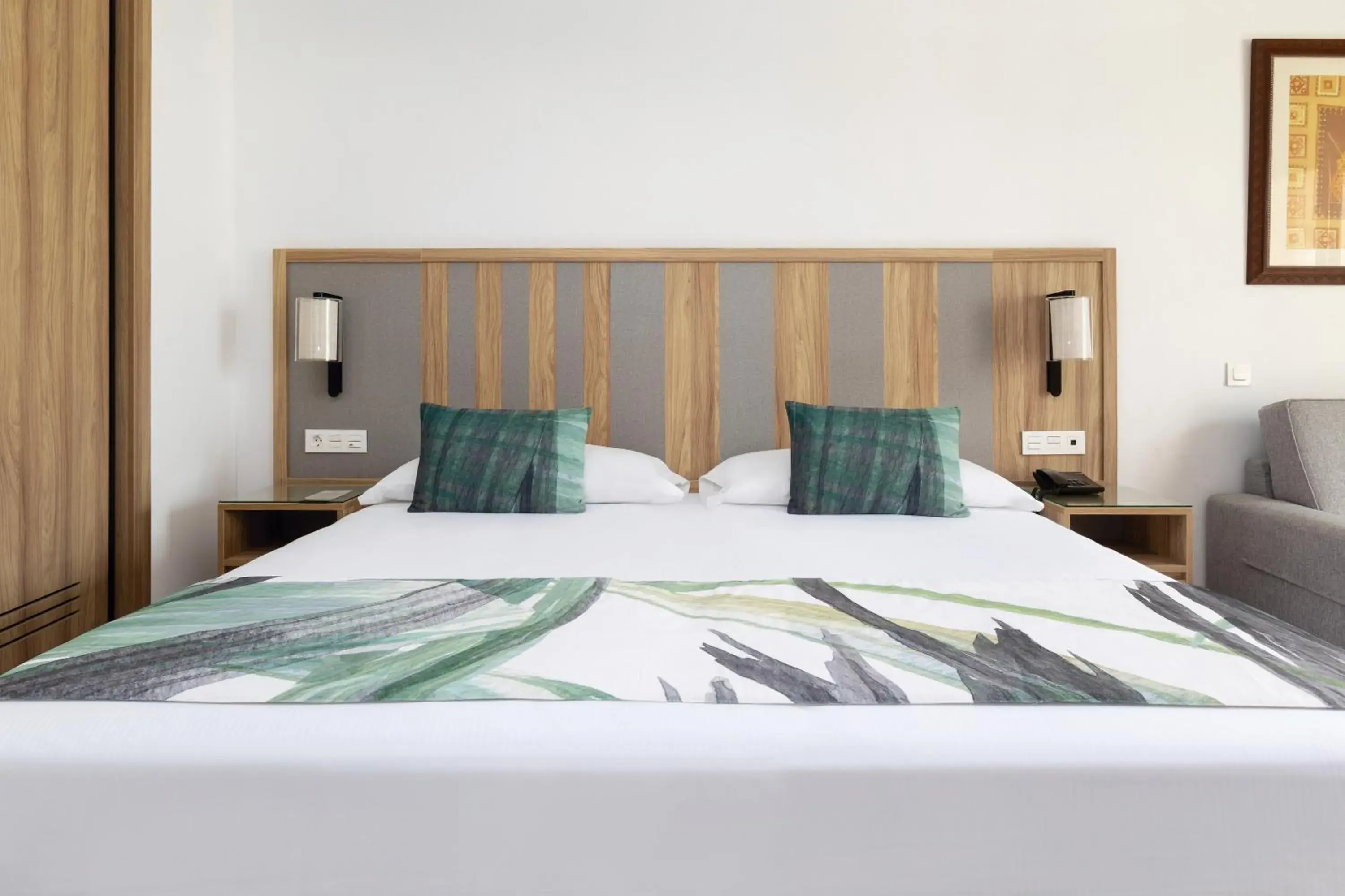 Bed in Hotel Riu Karamboa - Adults Only - All Inclusive Bed in Hotel Riu Karamboa - Adults Only - All Inclusive