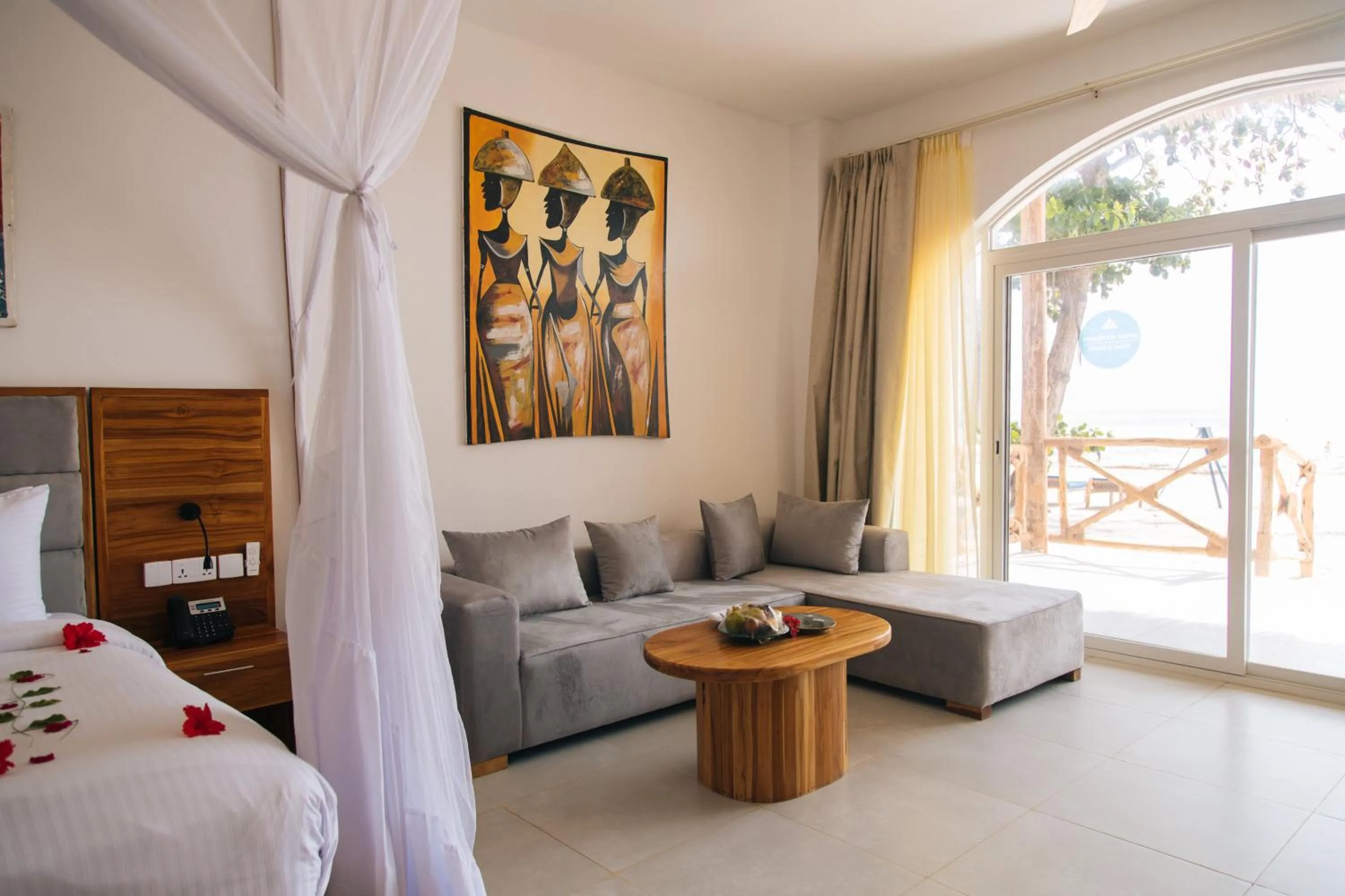 Bedroom, Bed in Royal Mandarin Hotel & Resort