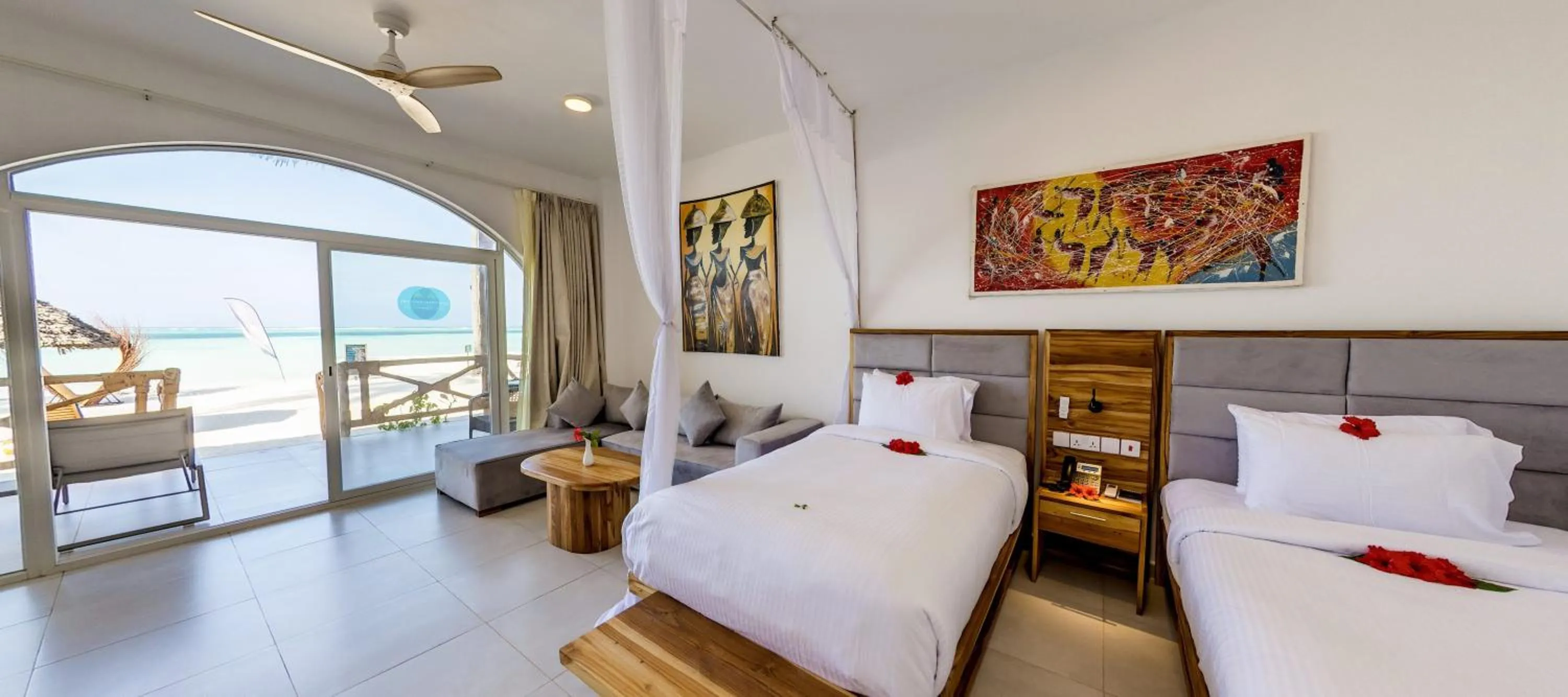 Bed in Royal Mandarin Hotel & Resort