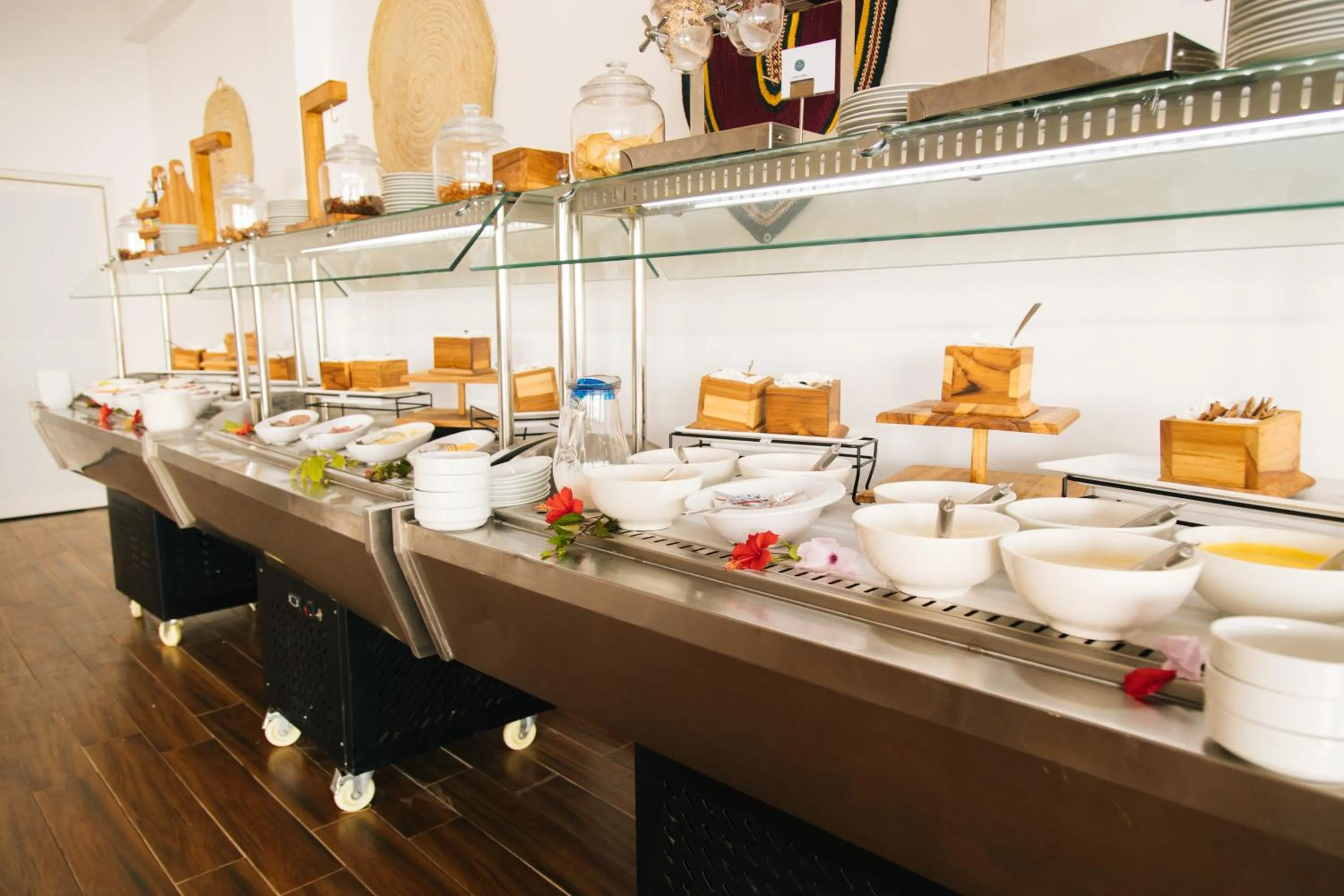 Restaurant/places to eat in Royal Mandarin Hotel & Resort