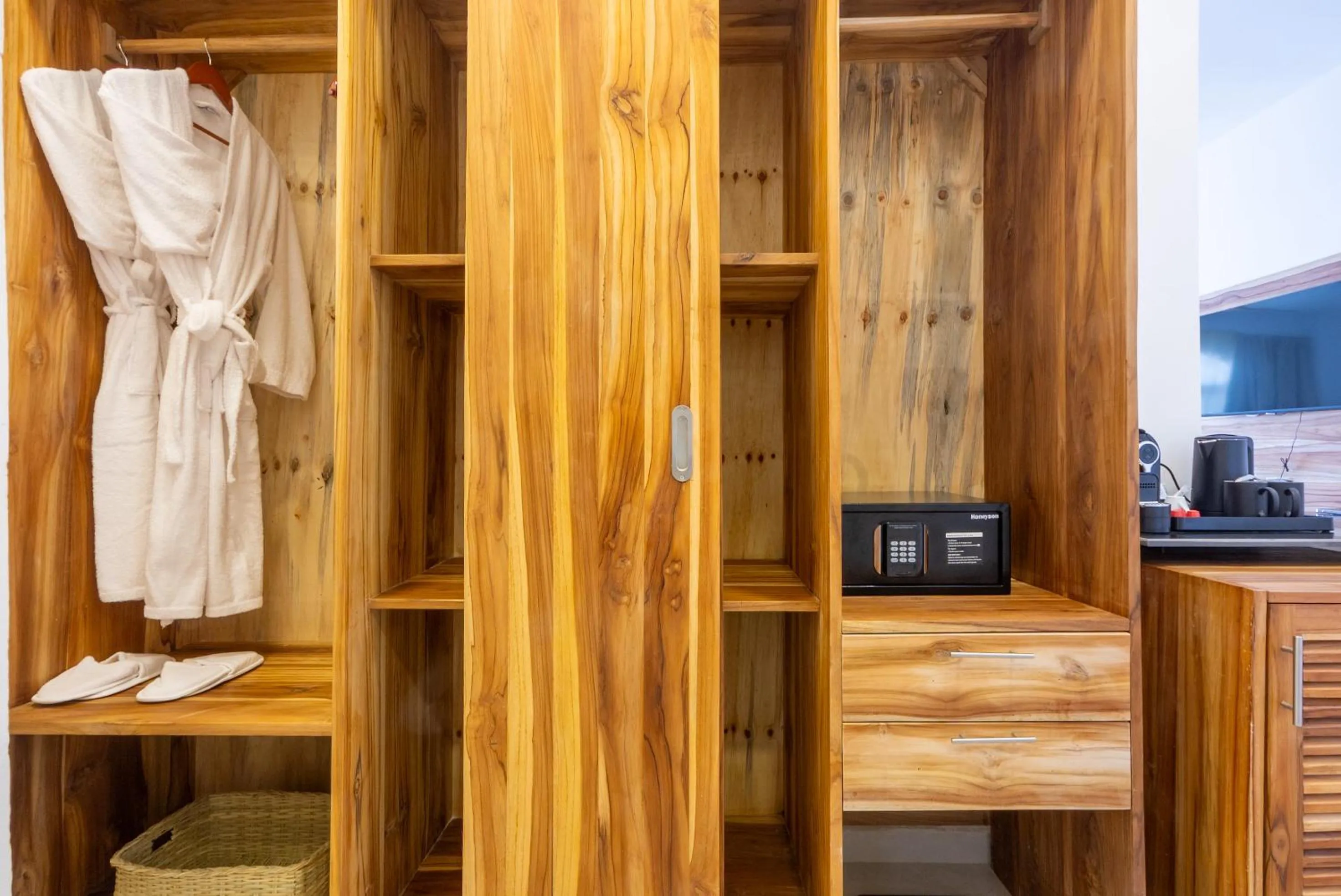 towels in Royal Mandarin Hotel & Resort