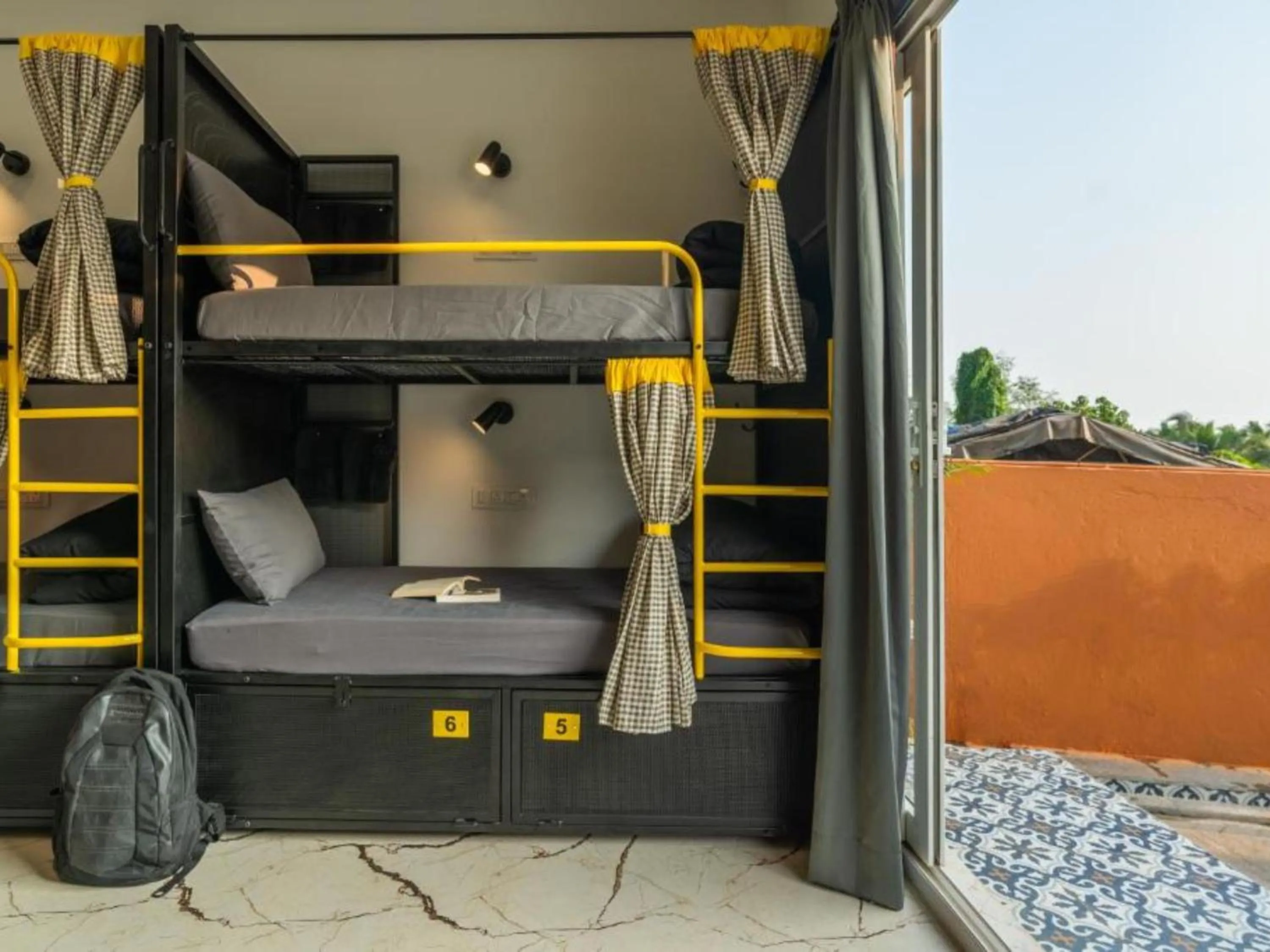 Bed in The Hosteller Goa, Mandrem