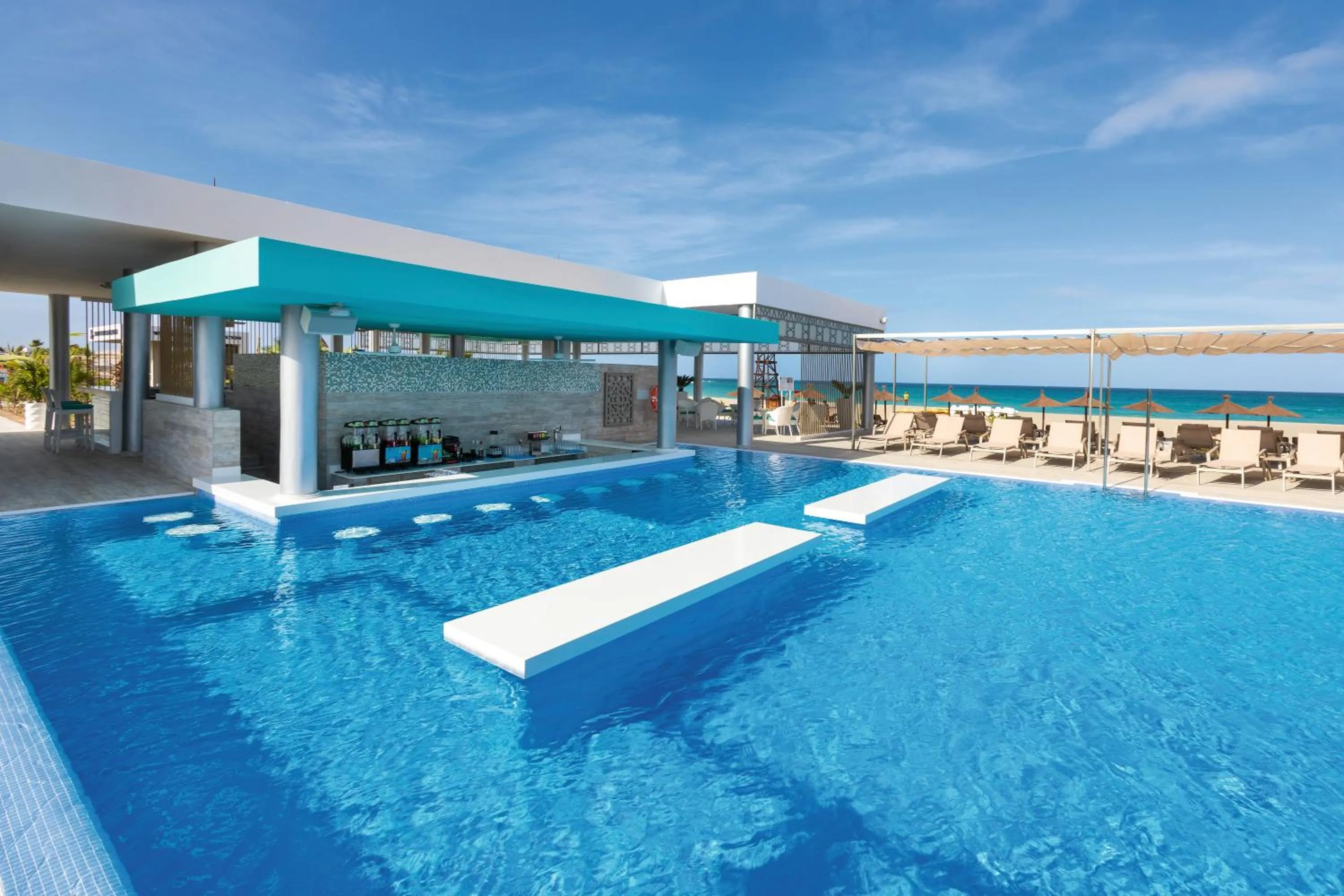 Lounge or bar in Hotel Riu Palace Boavista - All Inclusive