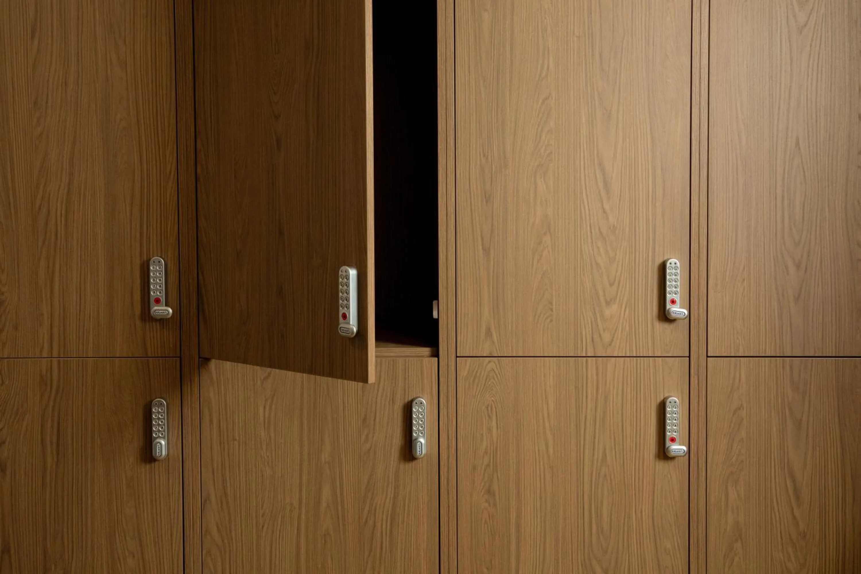 Property building in Bob W London Holland Park