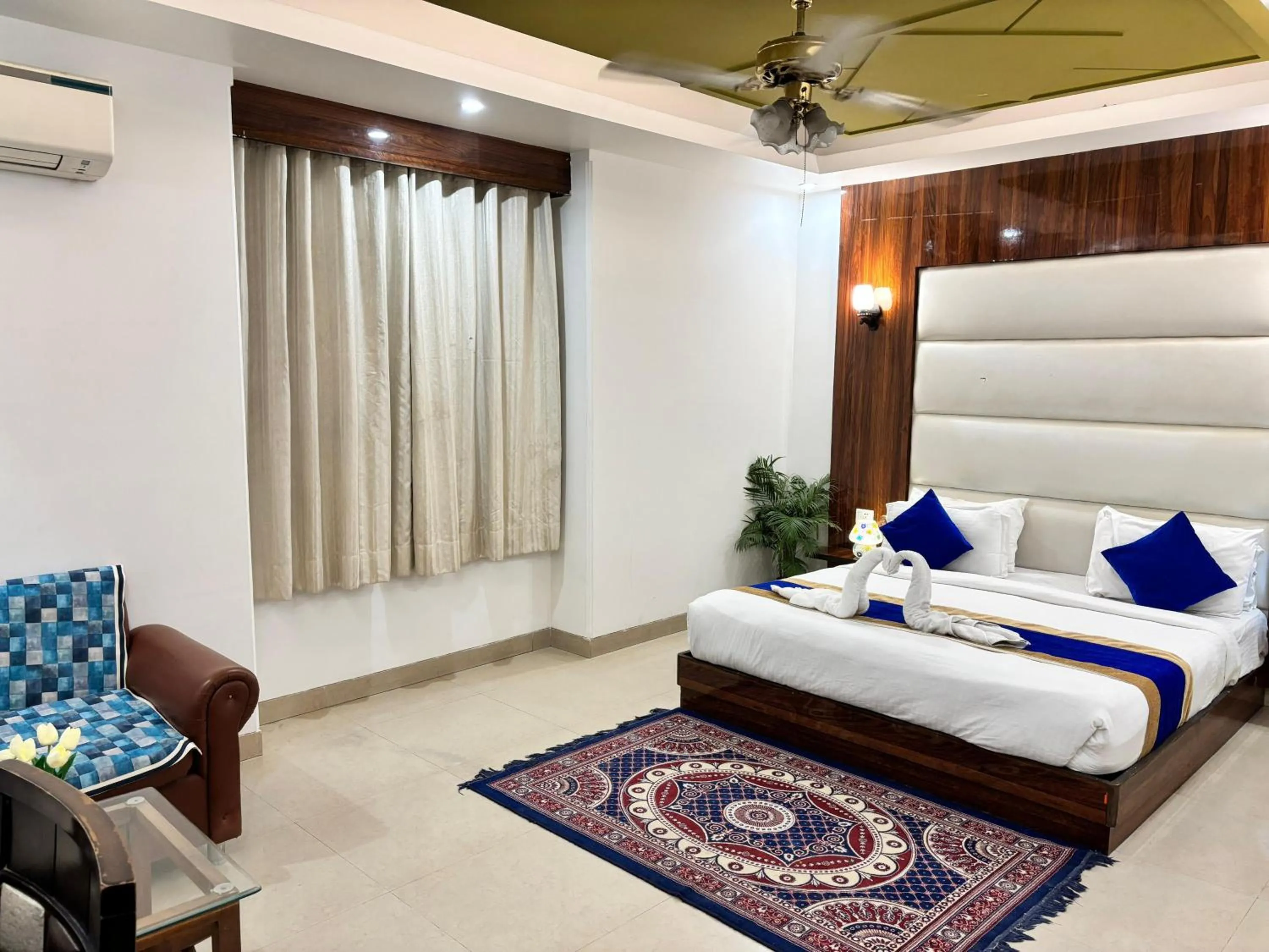 Hotel Impress By RMR Hotels