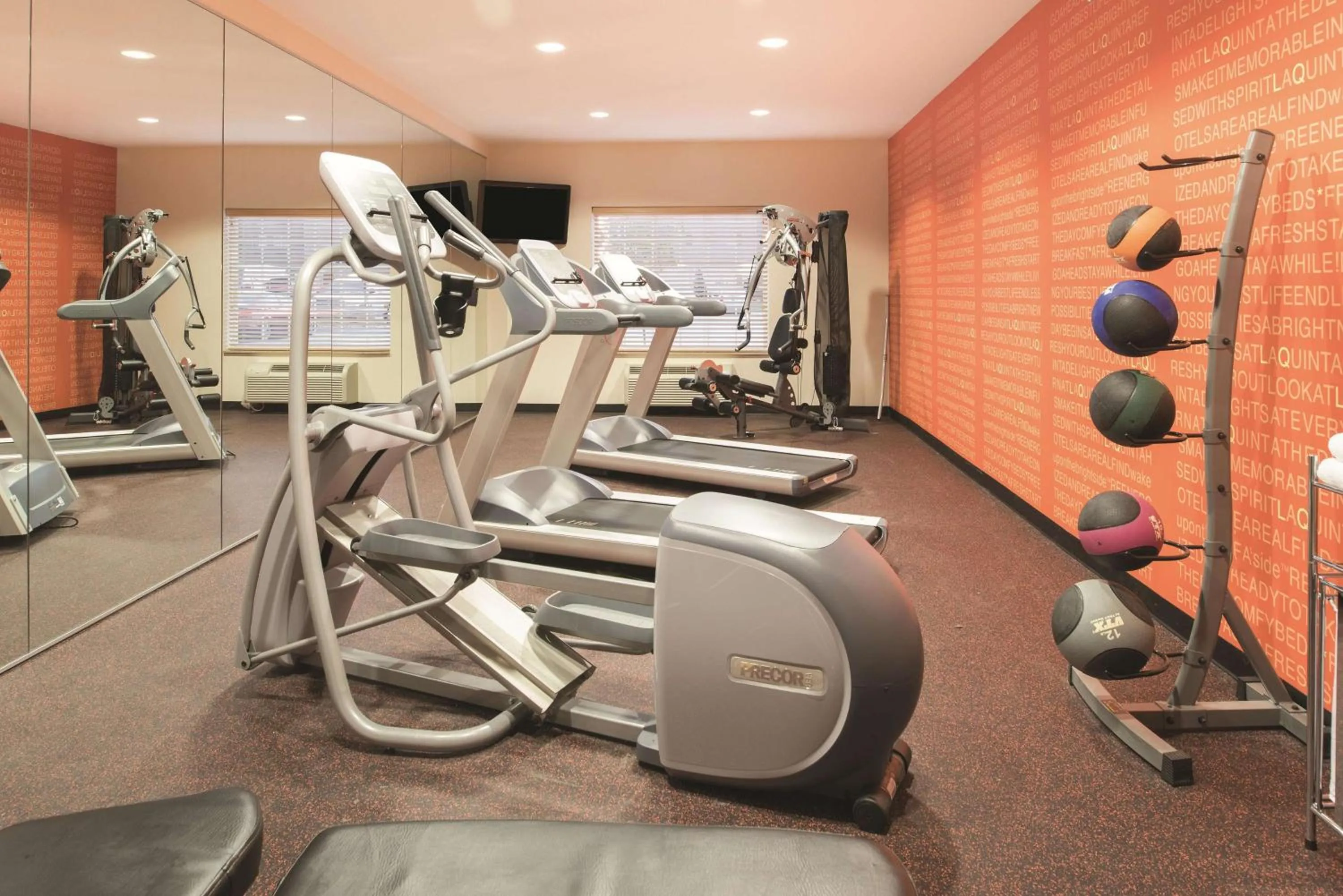 Fitness centre/facilities in La Quinta by Wyndham Grand Forks