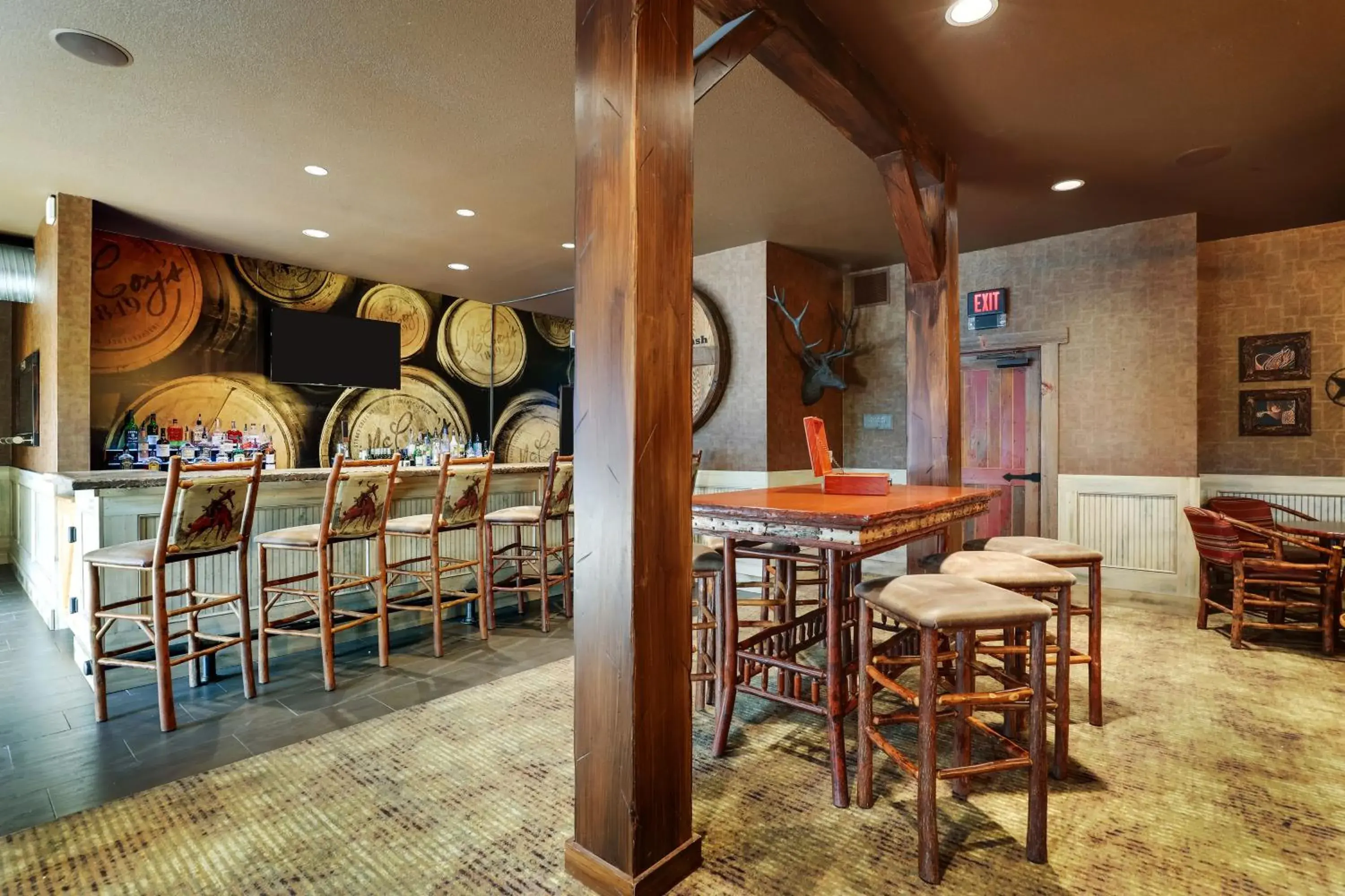 Lounge or bar in Stoney Creek Hotel Kansas City - Independence Lounge or bar in Stoney Creek Hotel Kansas City - Independence