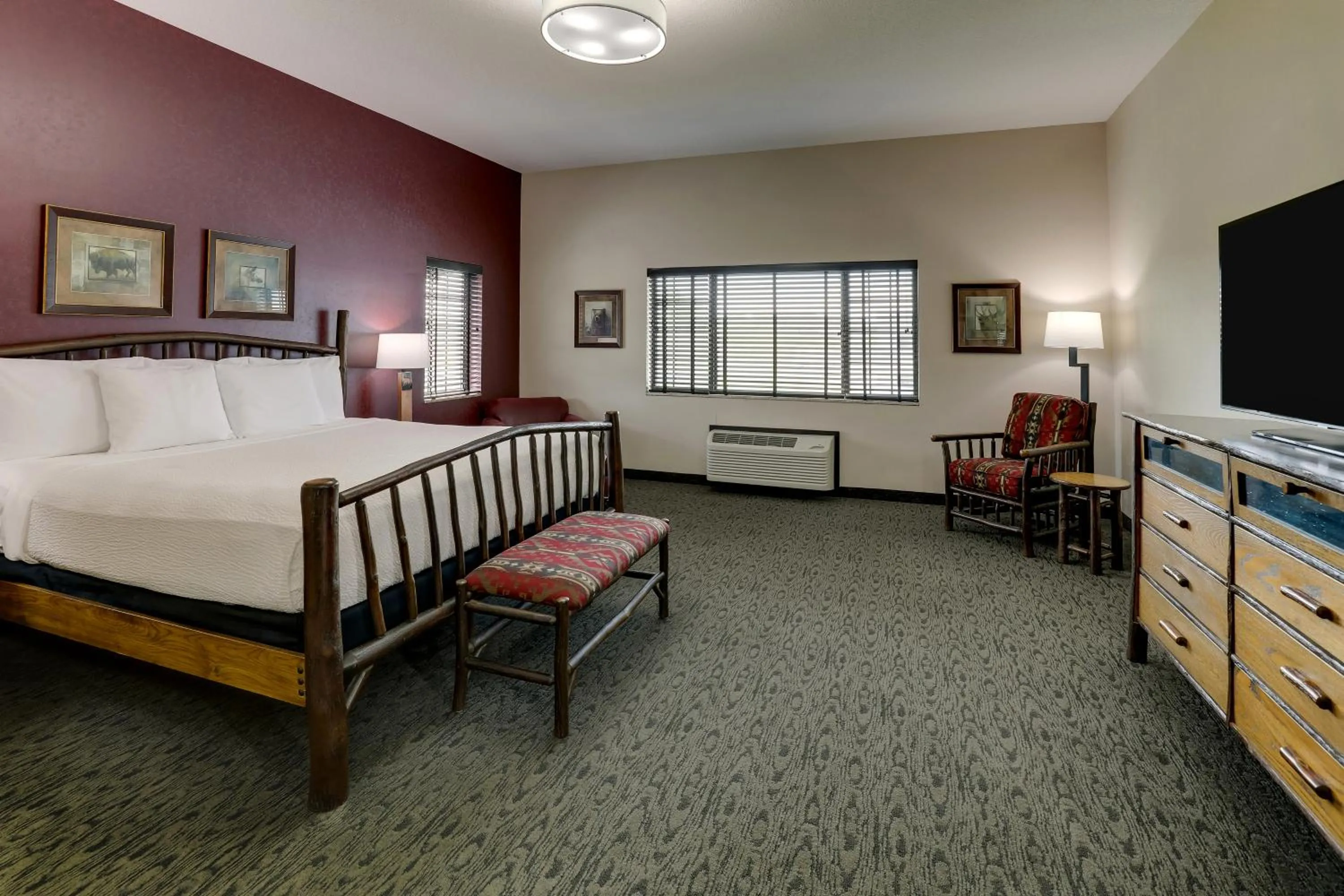 Bed in Stoney Creek Hotel Kansas City - Independence