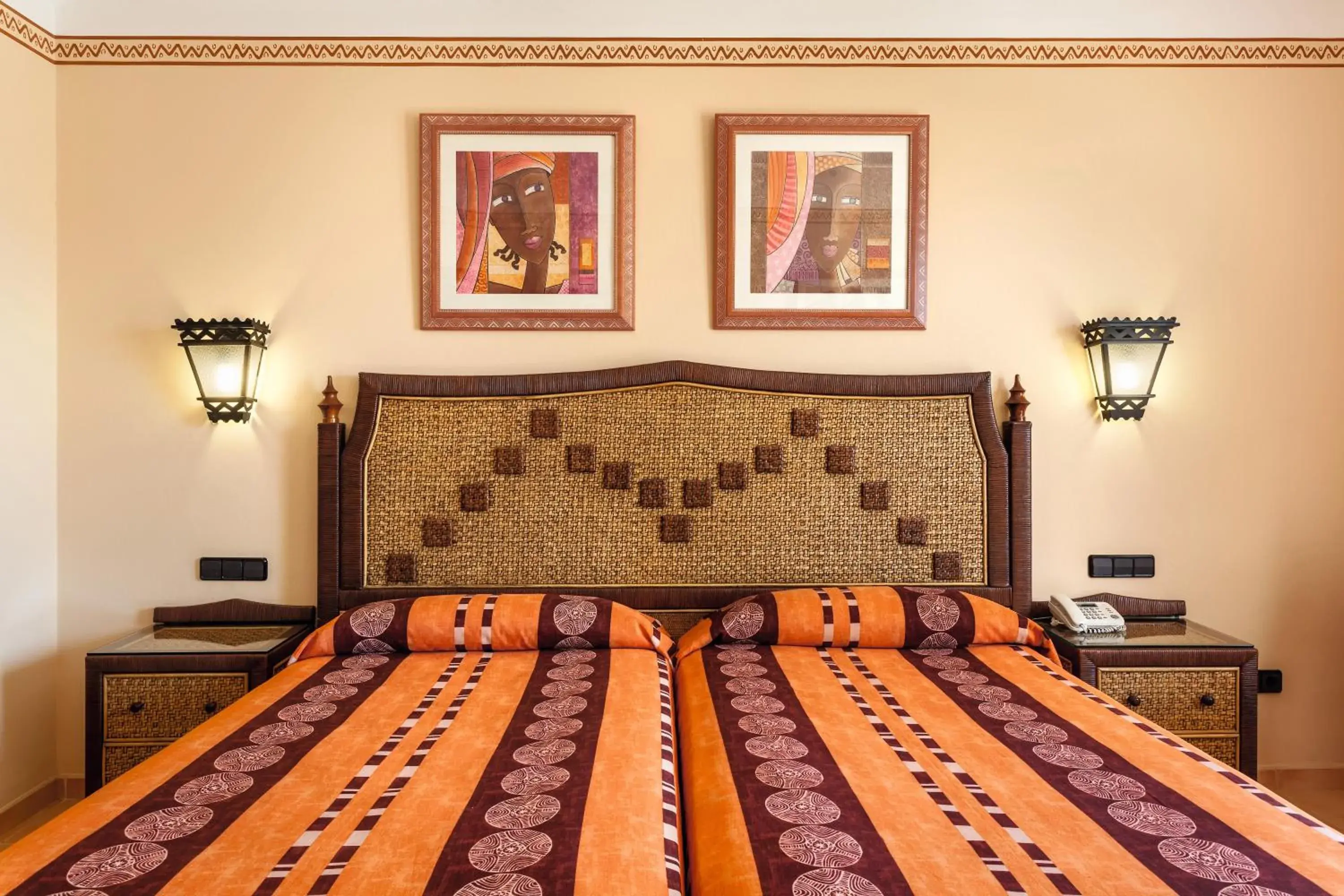 Bed in Hotel Riu Touareg - All Inclusive Bed in Hotel Riu Touareg - All Inclusive