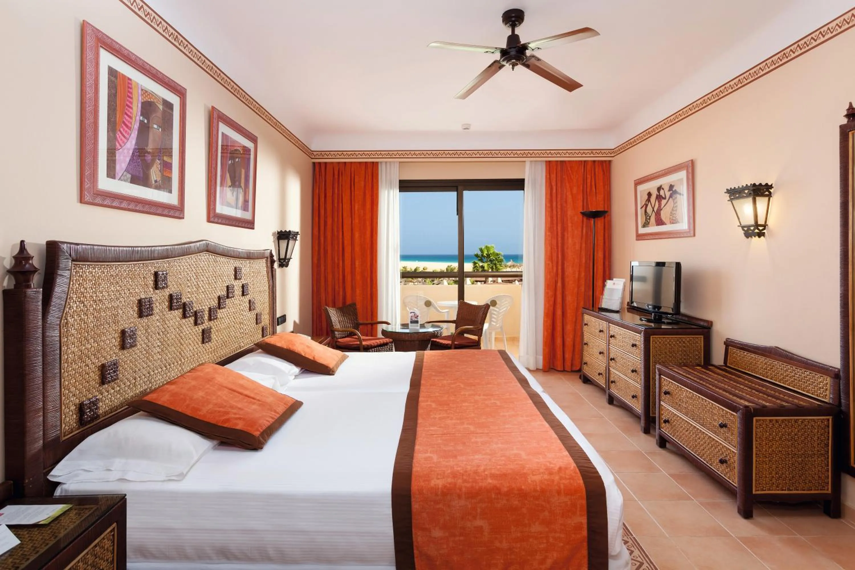 Bed in Hotel Riu Touareg - All Inclusive