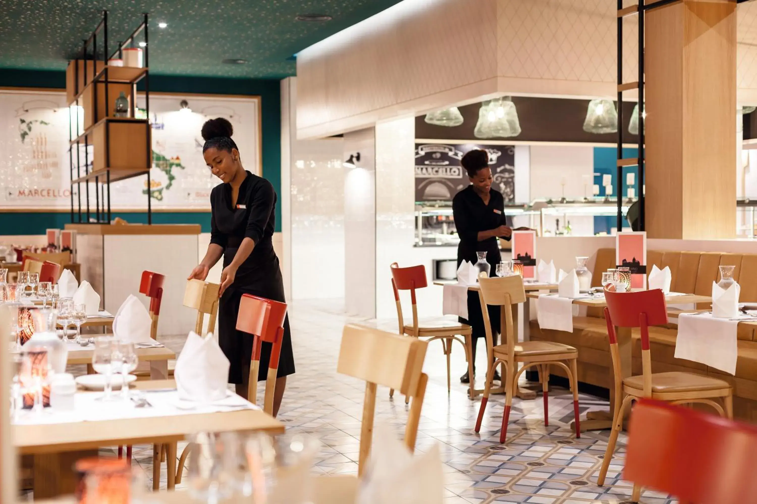 Restaurant/places to eat in Hotel Riu Touareg - All Inclusive Restaurant/places to eat in Hotel Riu Touareg - All Inclusive