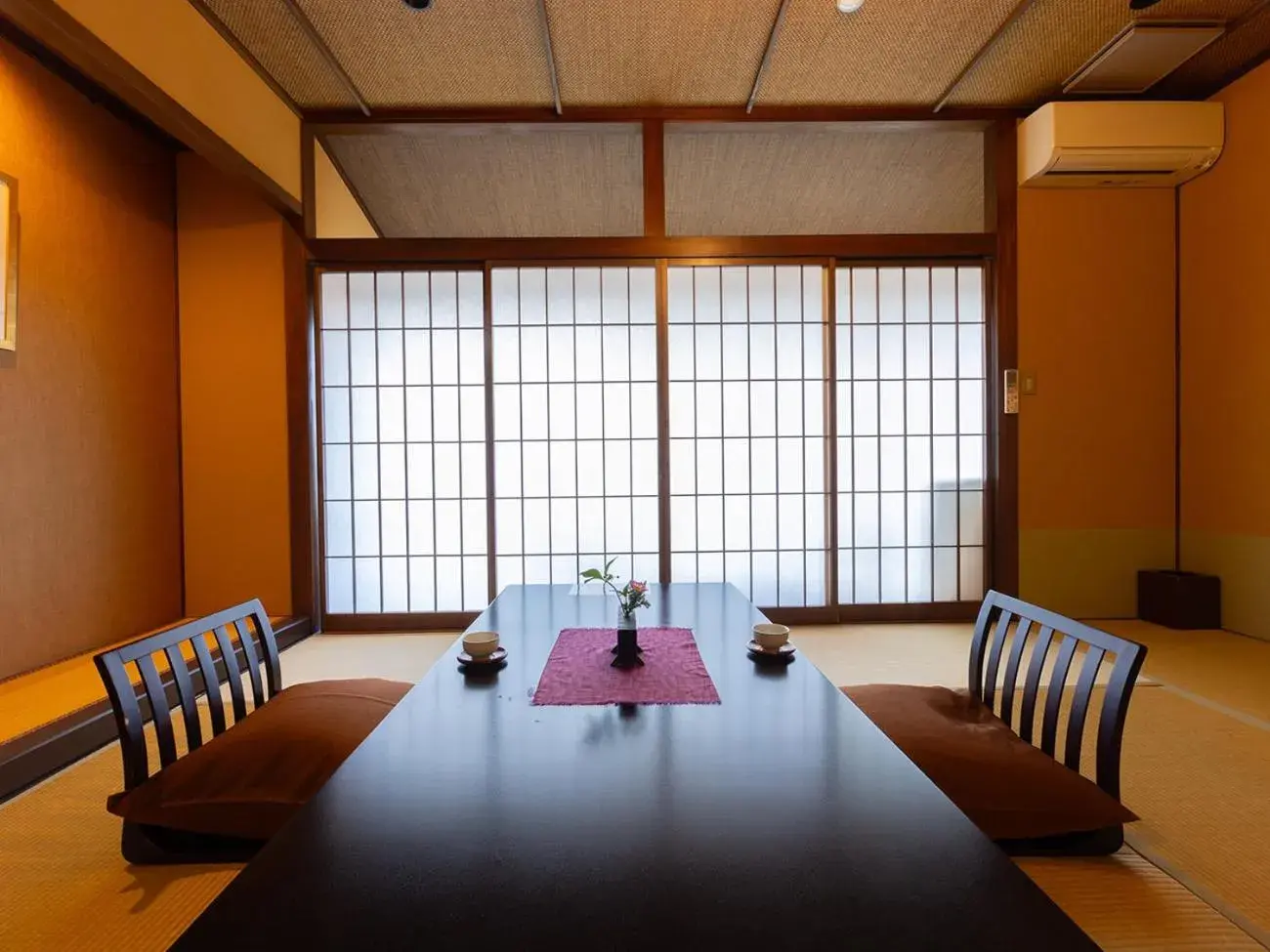 Japanese-Style Room (10 tatami) with Private Bathroom and Toilet - Non-Smoking in Saikatei Jidaiya Japanese-Style Room (10 tatami) with Private Bathroom and Toilet - Non-Smoking in Saikatei Jidaiya