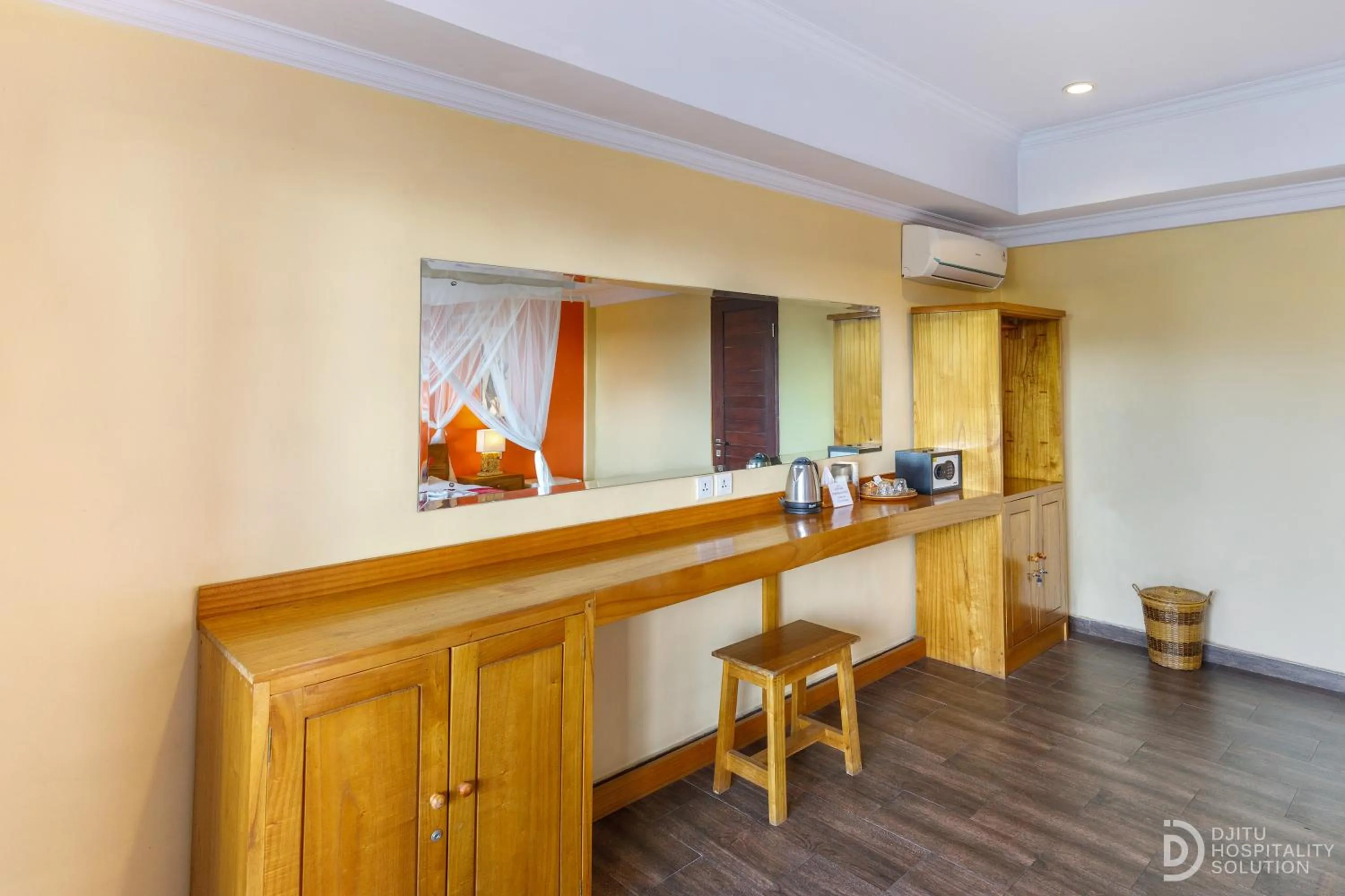 Coffee/tea facilities in Pondok Kutuh Guest House