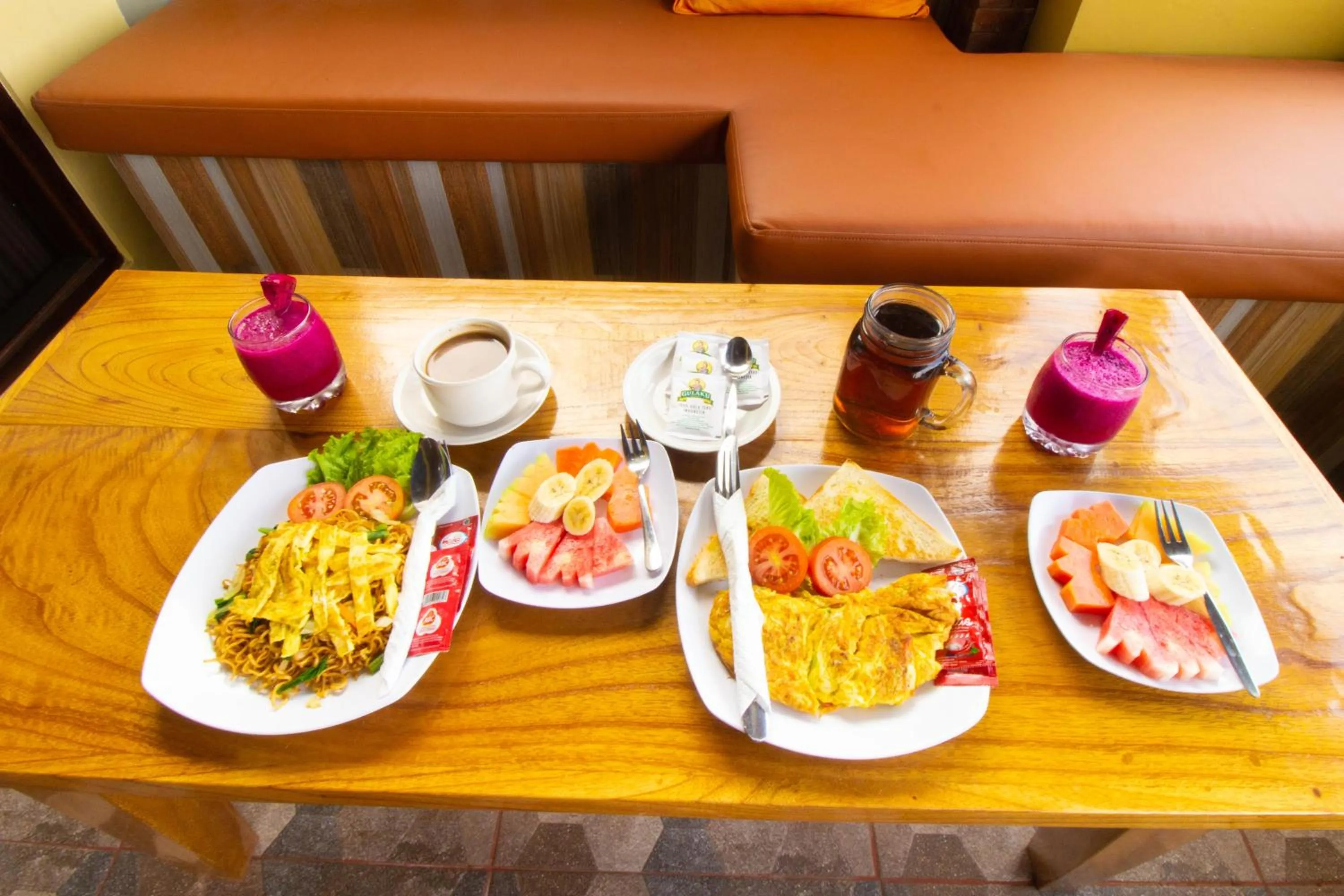 Food and drinks in Pondok Kutuh Guest House