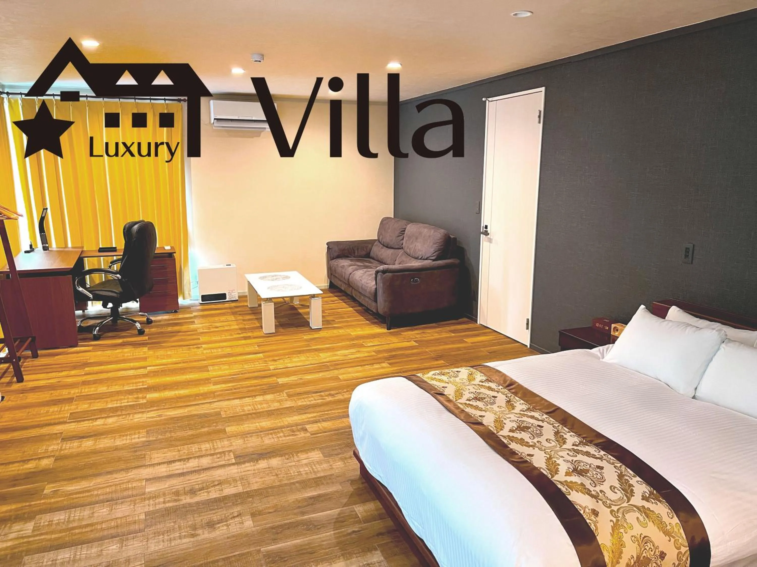 Bedroom, Bed in Meteor Garden