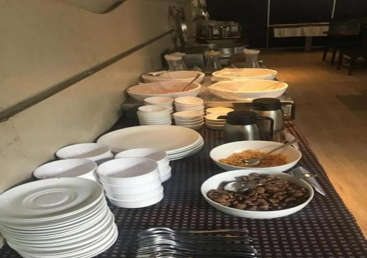 Breakfast in Tarawade Clarks Inn Pune Breakfast in Tarawade Clarks Inn Pune