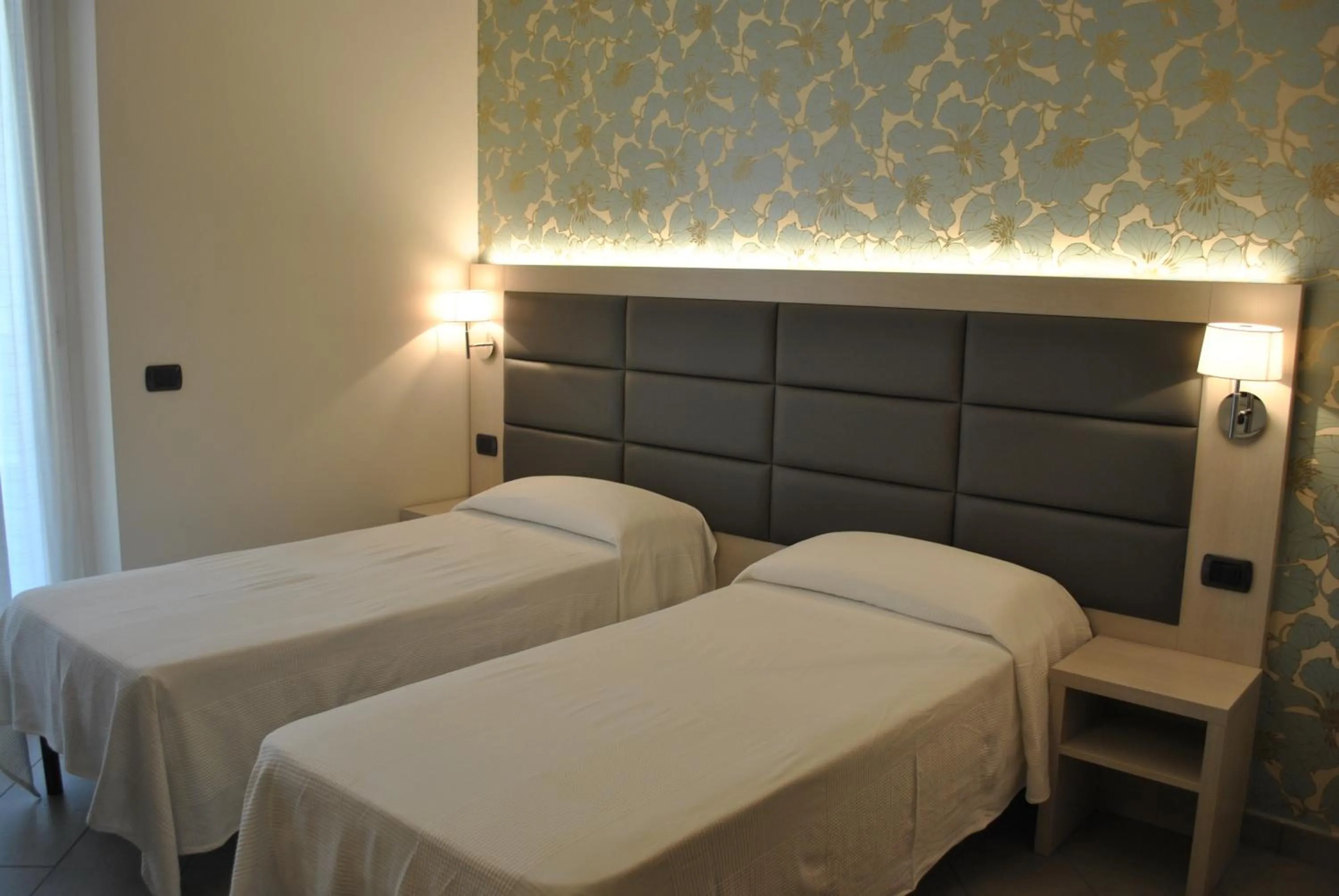 Bedroom, Bed in Hotel Residence Laigueglia free parking